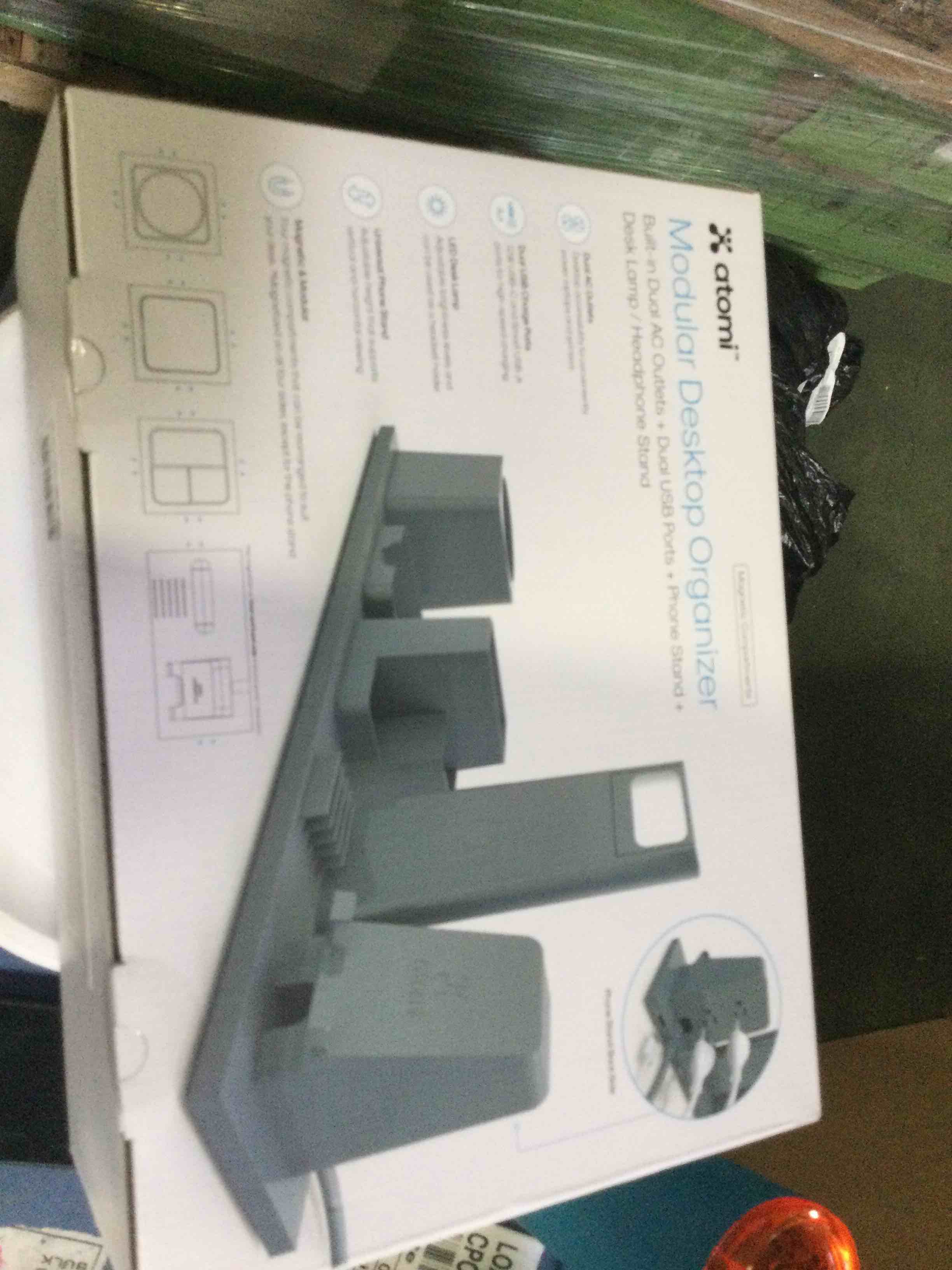 https://s3.amazonaws.com/lotting-images-prod/bidfta/RED5035854_1687964467229.jpeg