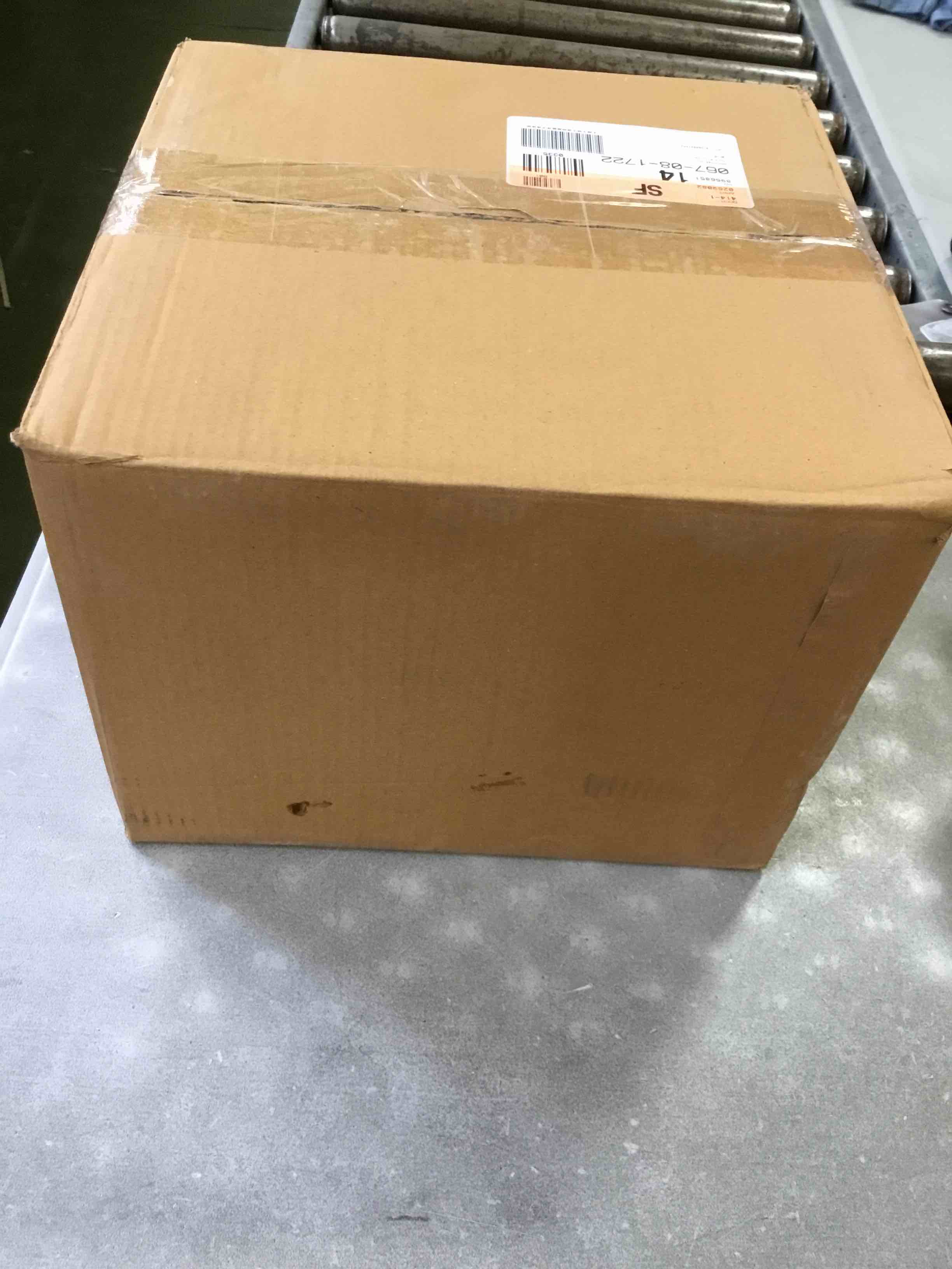 https://s3.amazonaws.com/lotting-images-prod/bidfta/RED5040277_1685644253598.jpeg