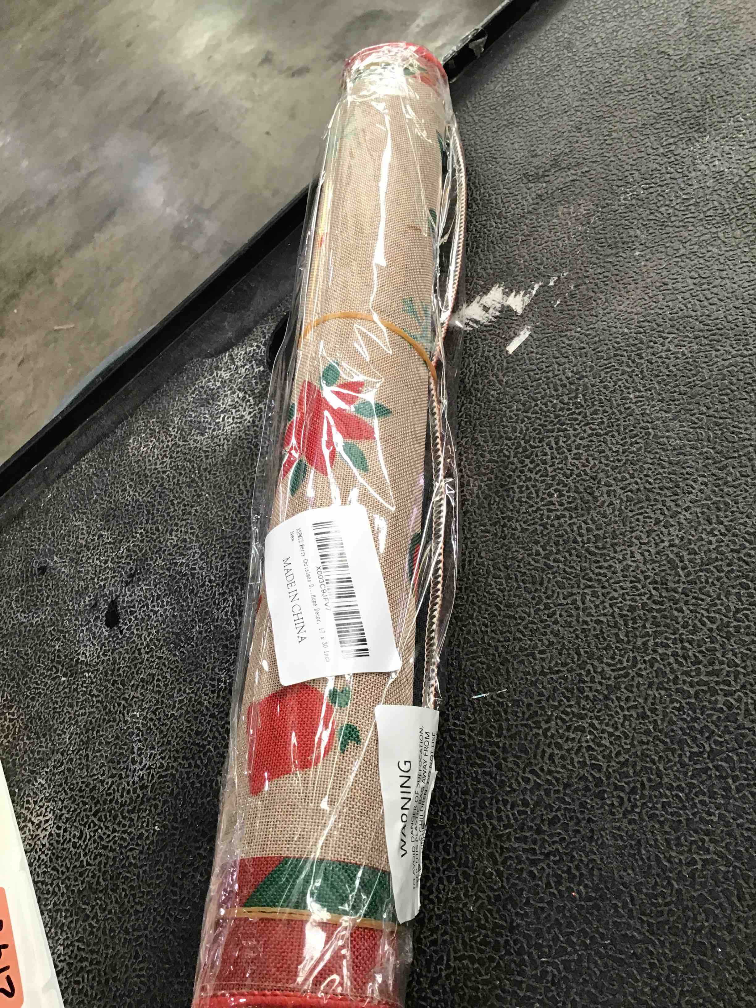 https://s3.amazonaws.com/lotting-images-prod/bidfta/RED5043137_1693508442022.jpeg