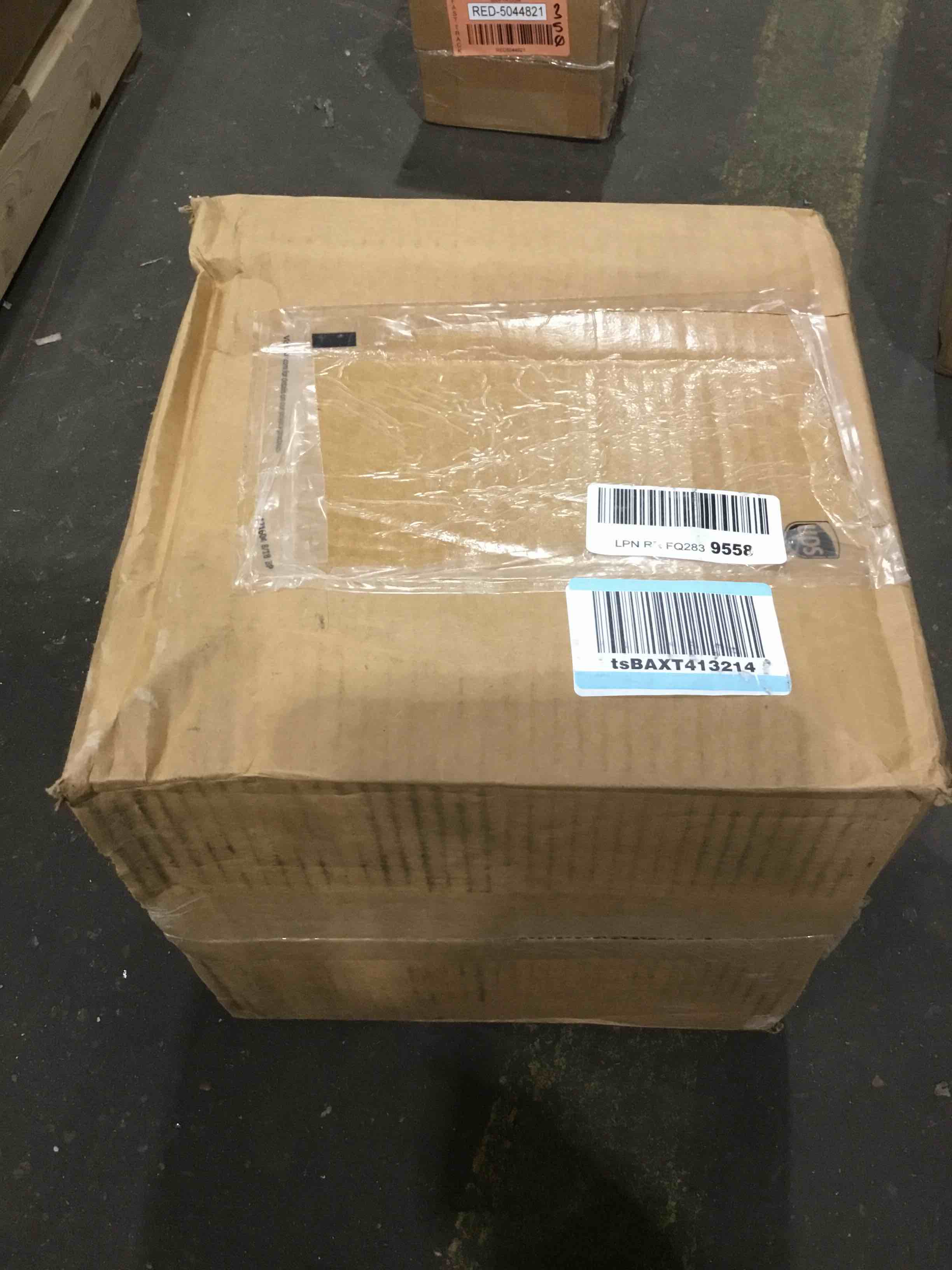 https://s3.amazonaws.com/lotting-images-prod/bidfta/RED5044816_1695737756557.jpeg