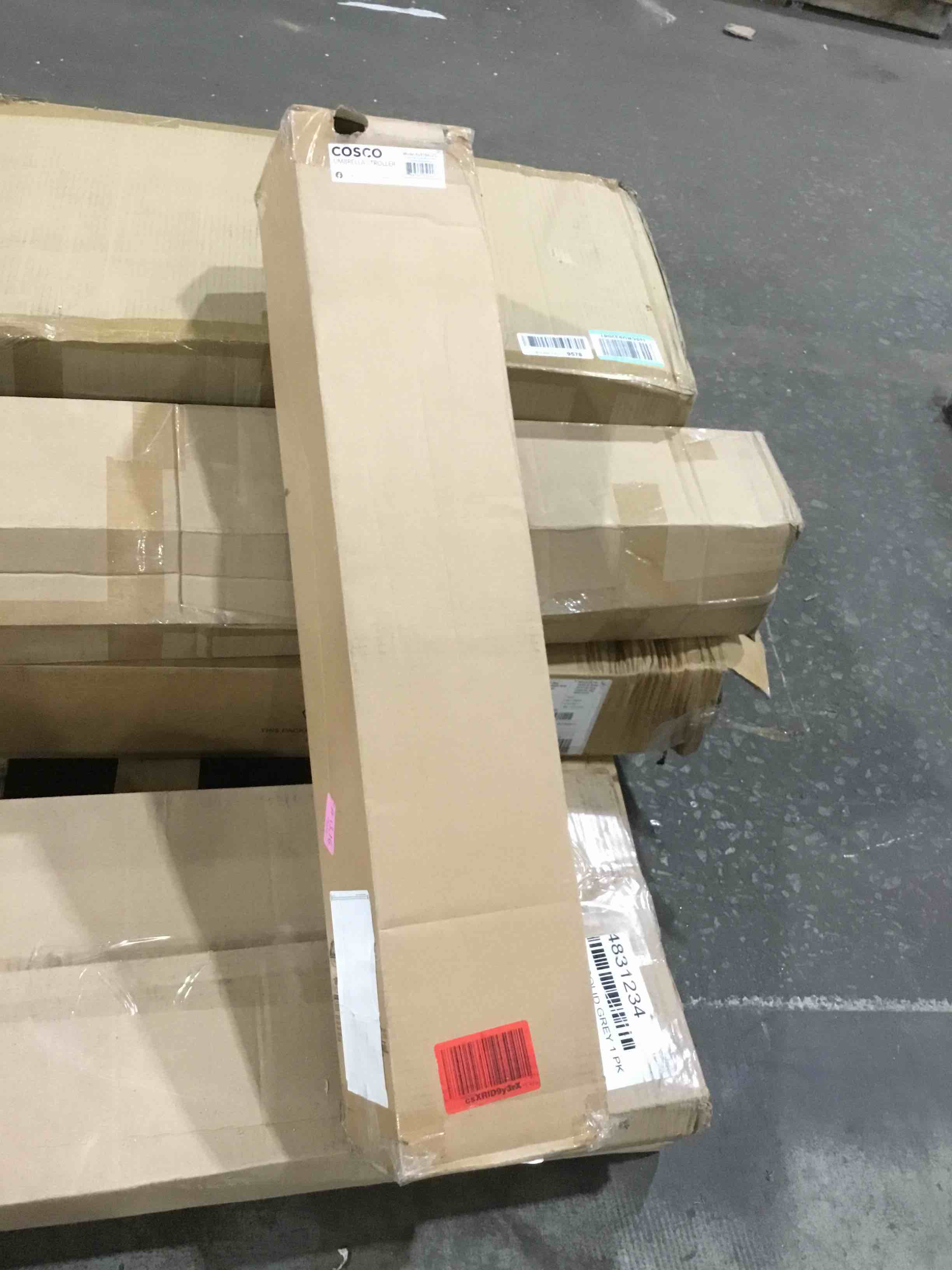 https://s3.amazonaws.com/lotting-images-prod/bidfta/RED5044821_1695736370805.jpeg