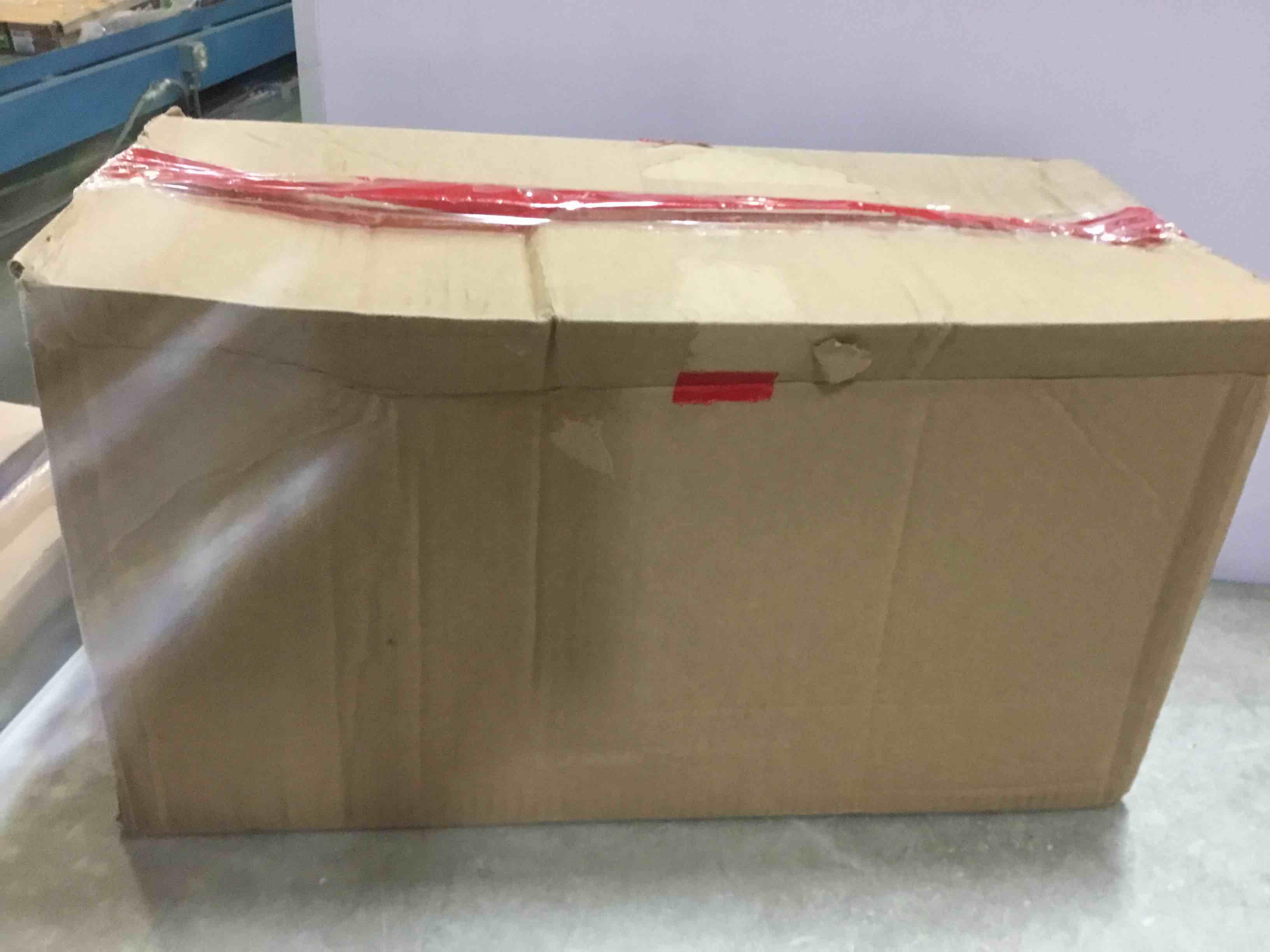 https://s3.amazonaws.com/lotting-images-prod/bidfta/RED5048192_1692802839464.jpeg