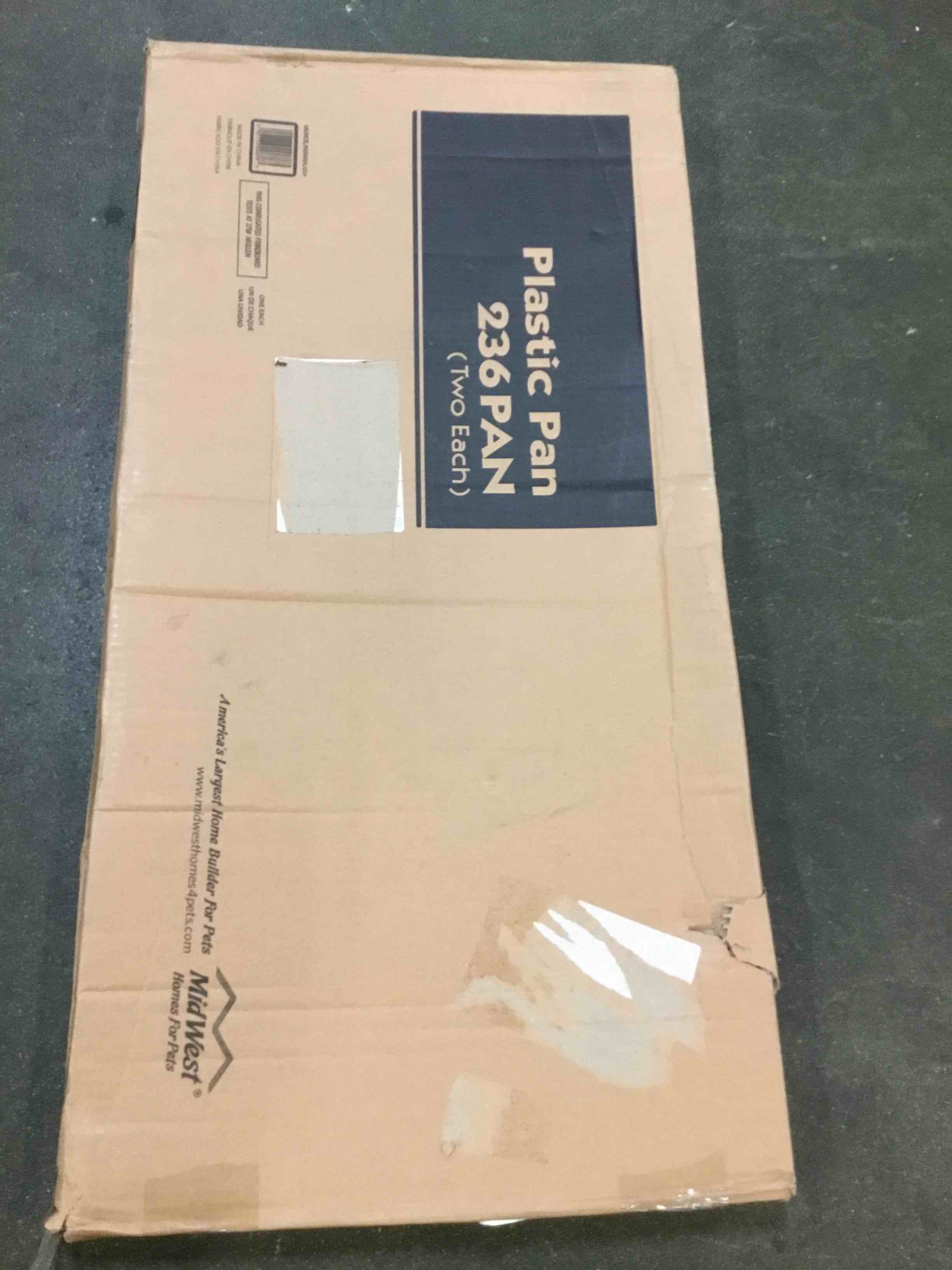 https://s3.amazonaws.com/lotting-images-prod/bidfta/RED5048482_1692980624767.jpeg