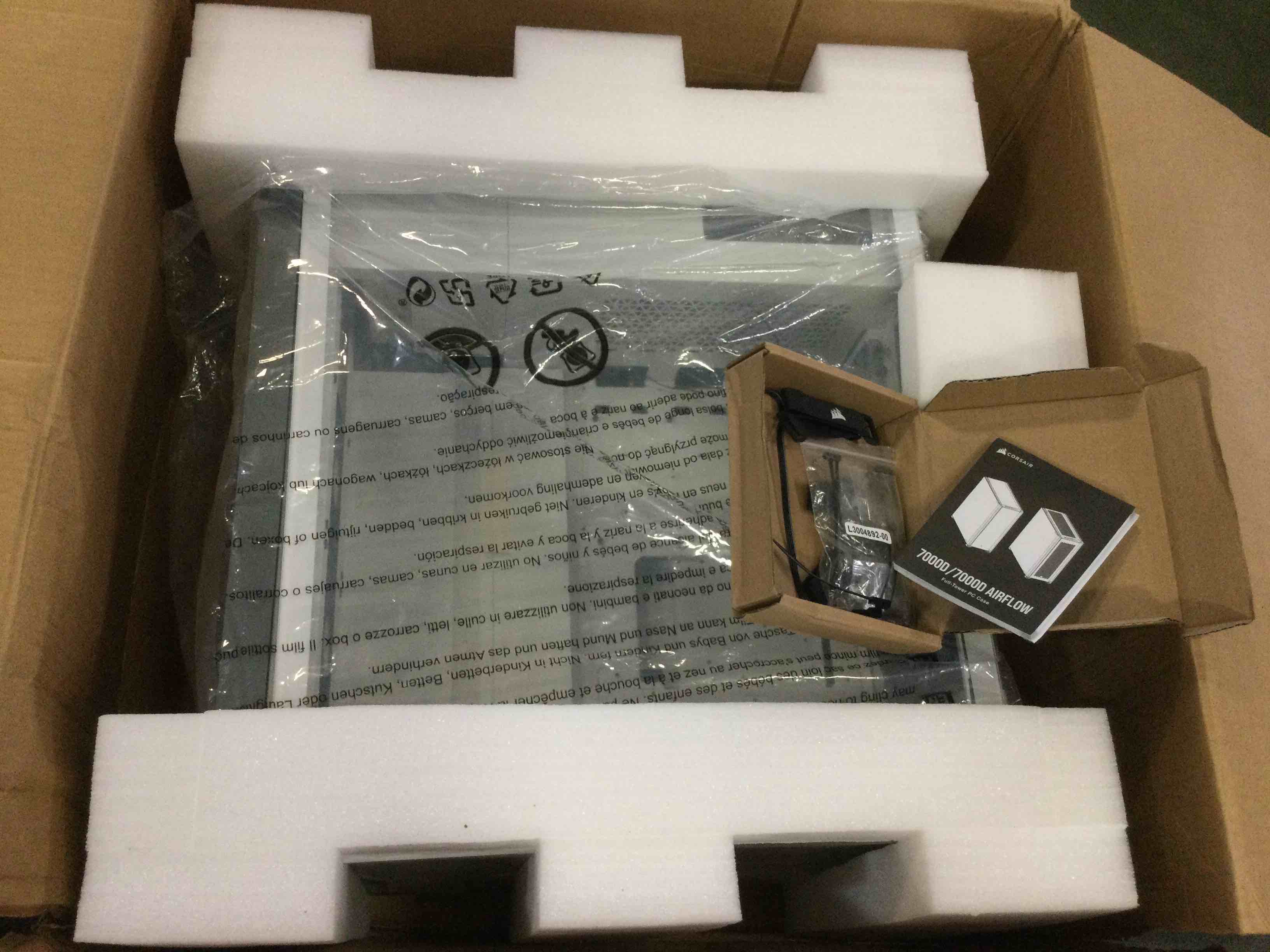 https://s3.amazonaws.com/lotting-images-prod/bidfta/RED5048603_1693225956519.jpeg