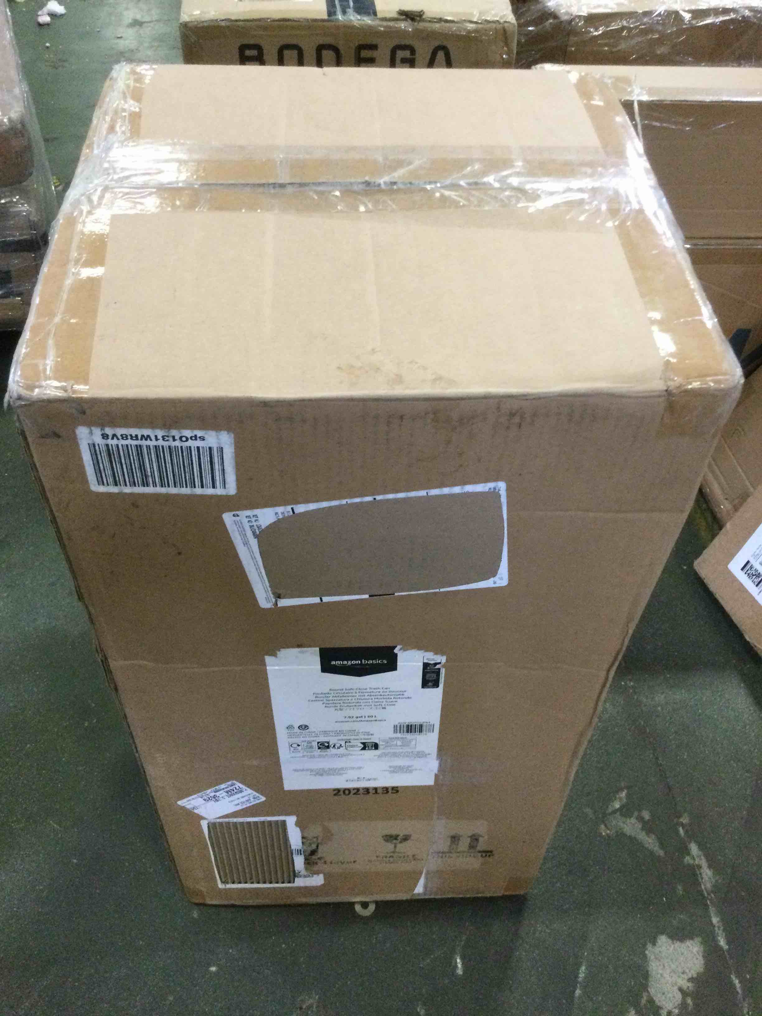 https://s3.amazonaws.com/lotting-images-prod/bidfta/RED5048696_1693248672907.jpeg
