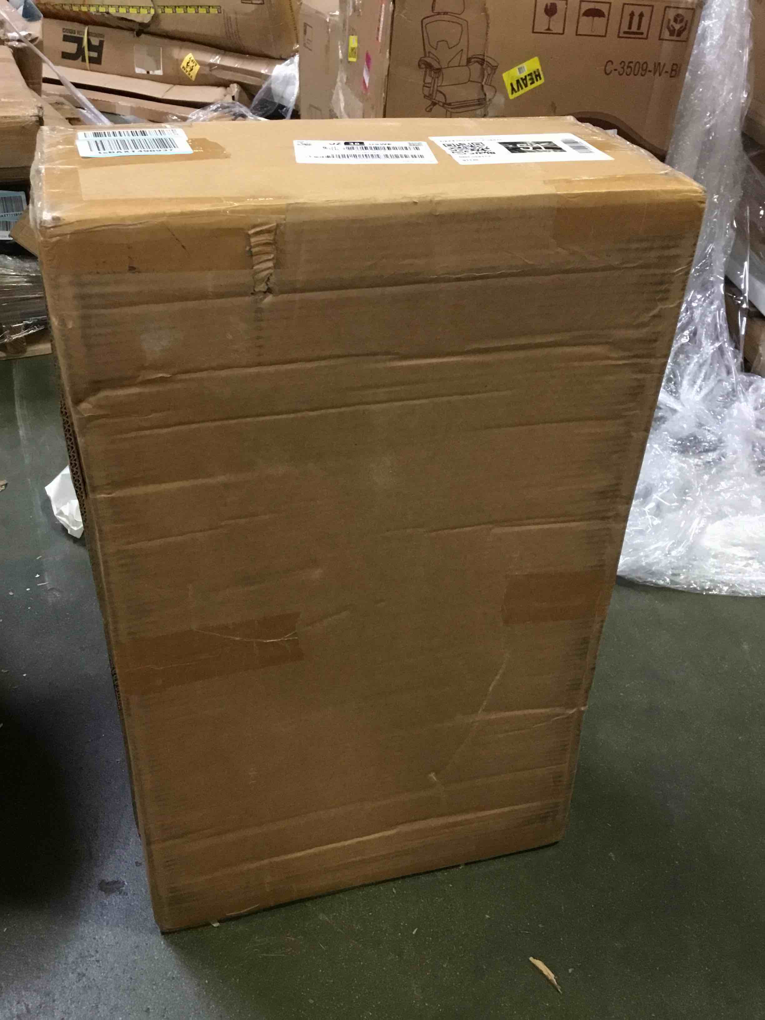 https://s3.amazonaws.com/lotting-images-prod/bidfta/RED5049357_1694020808977.jpeg