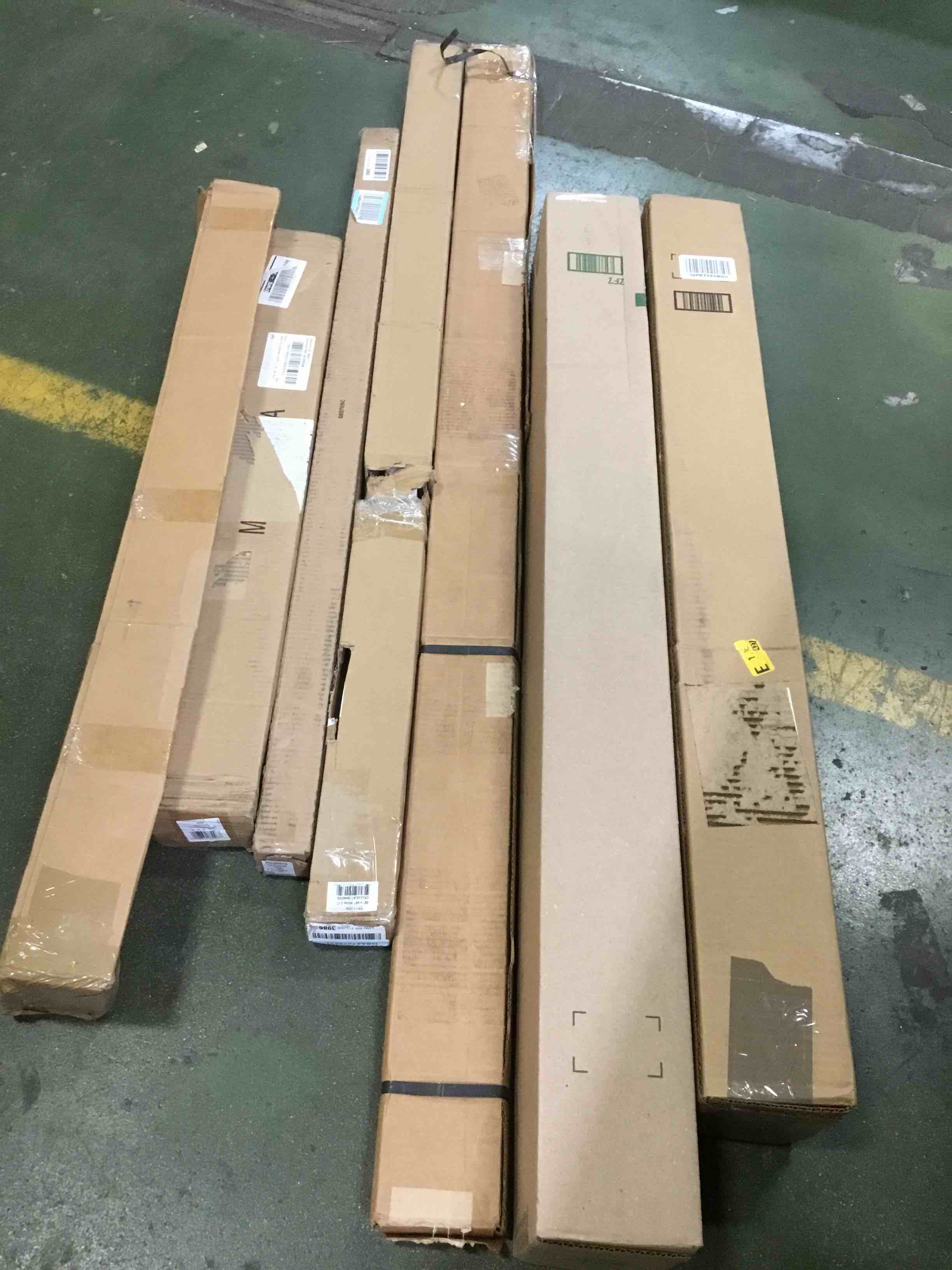https://s3.amazonaws.com/lotting-images-prod/bidfta/RED5049369_1694023105400.jpeg
