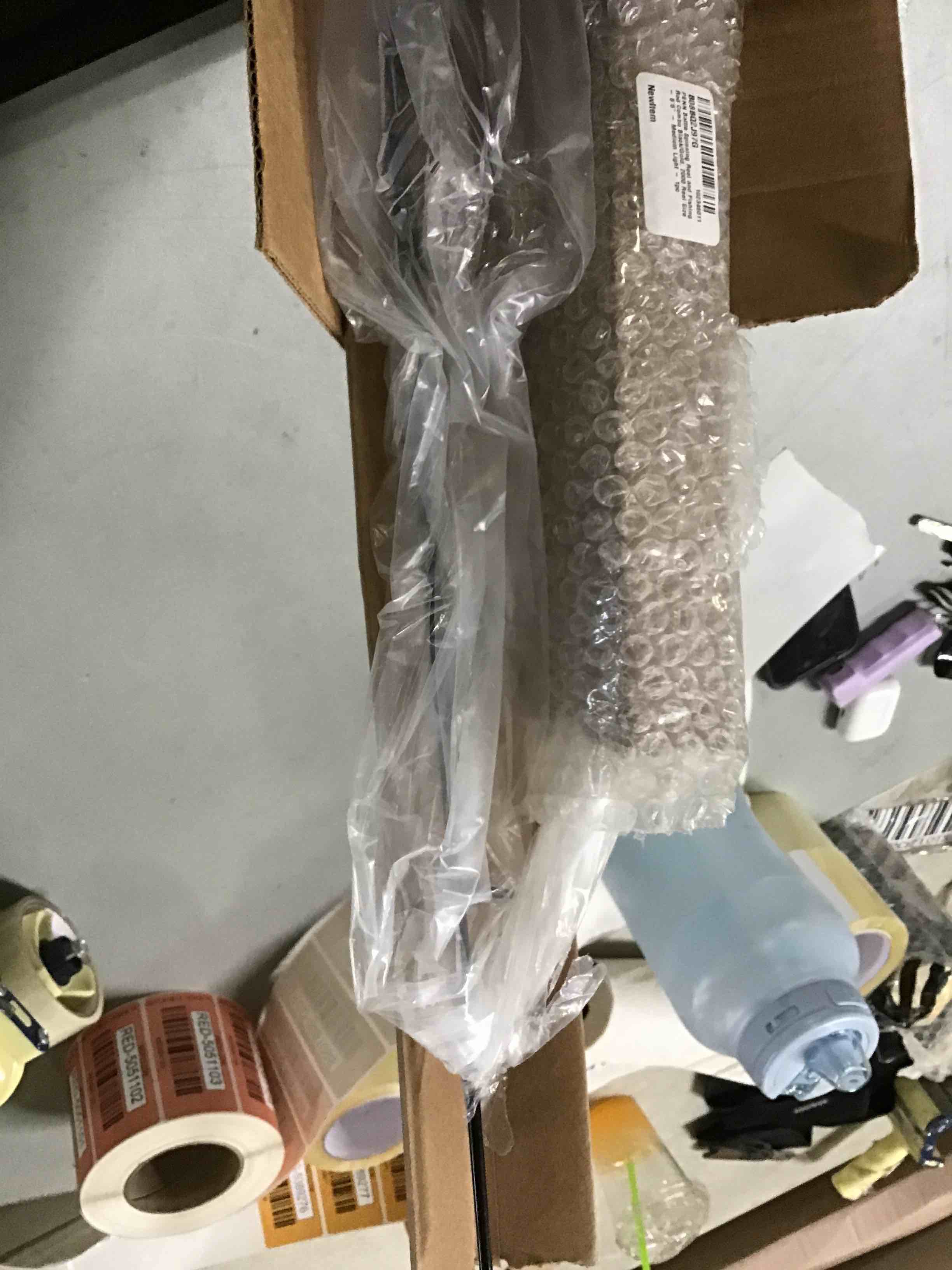 https://s3.amazonaws.com/lotting-images-prod/bidfta/RED5051091_1692714768468.jpeg