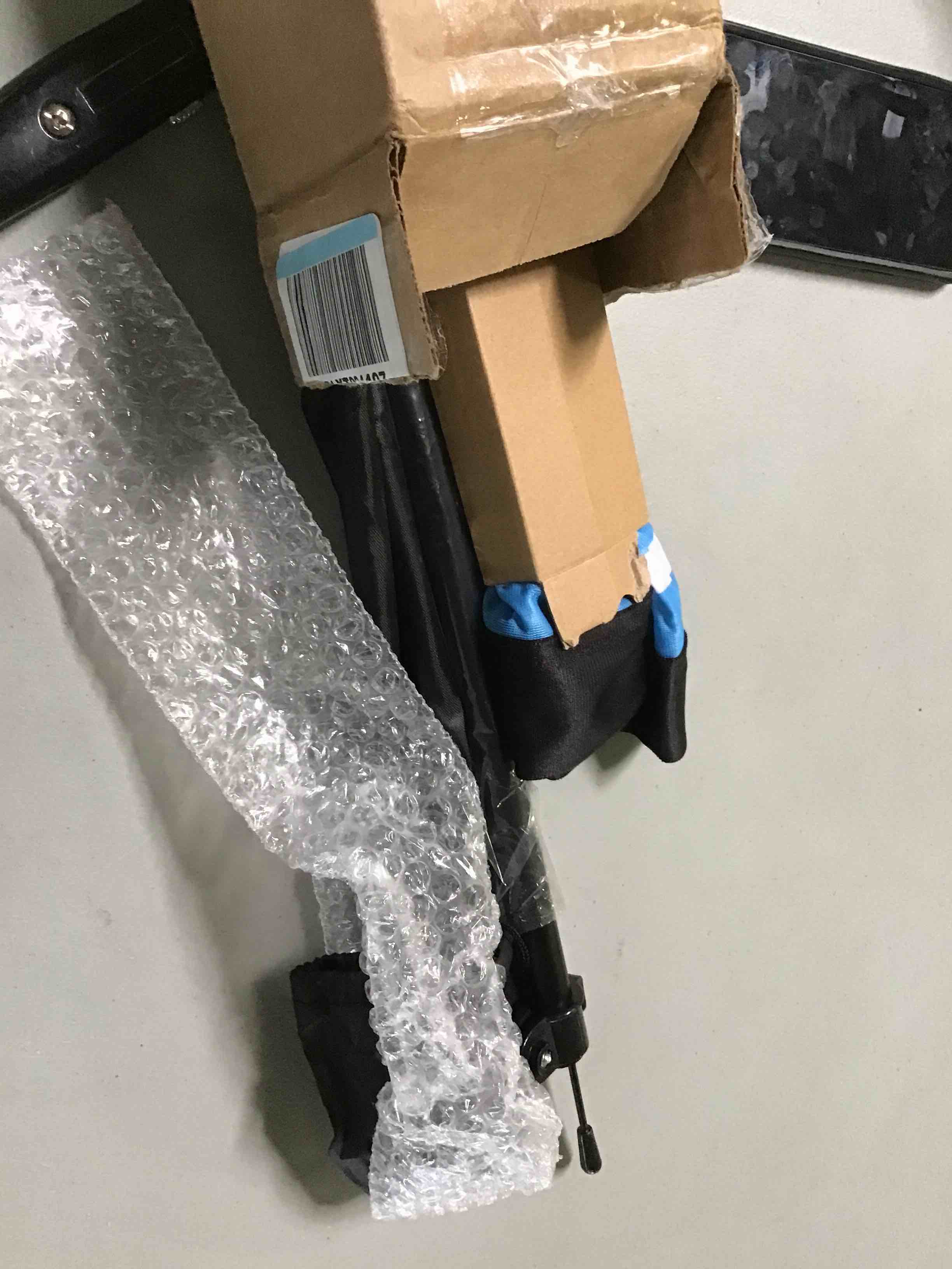 https://s3.amazonaws.com/lotting-images-prod/bidfta/RED5051145_1692728340716.jpeg