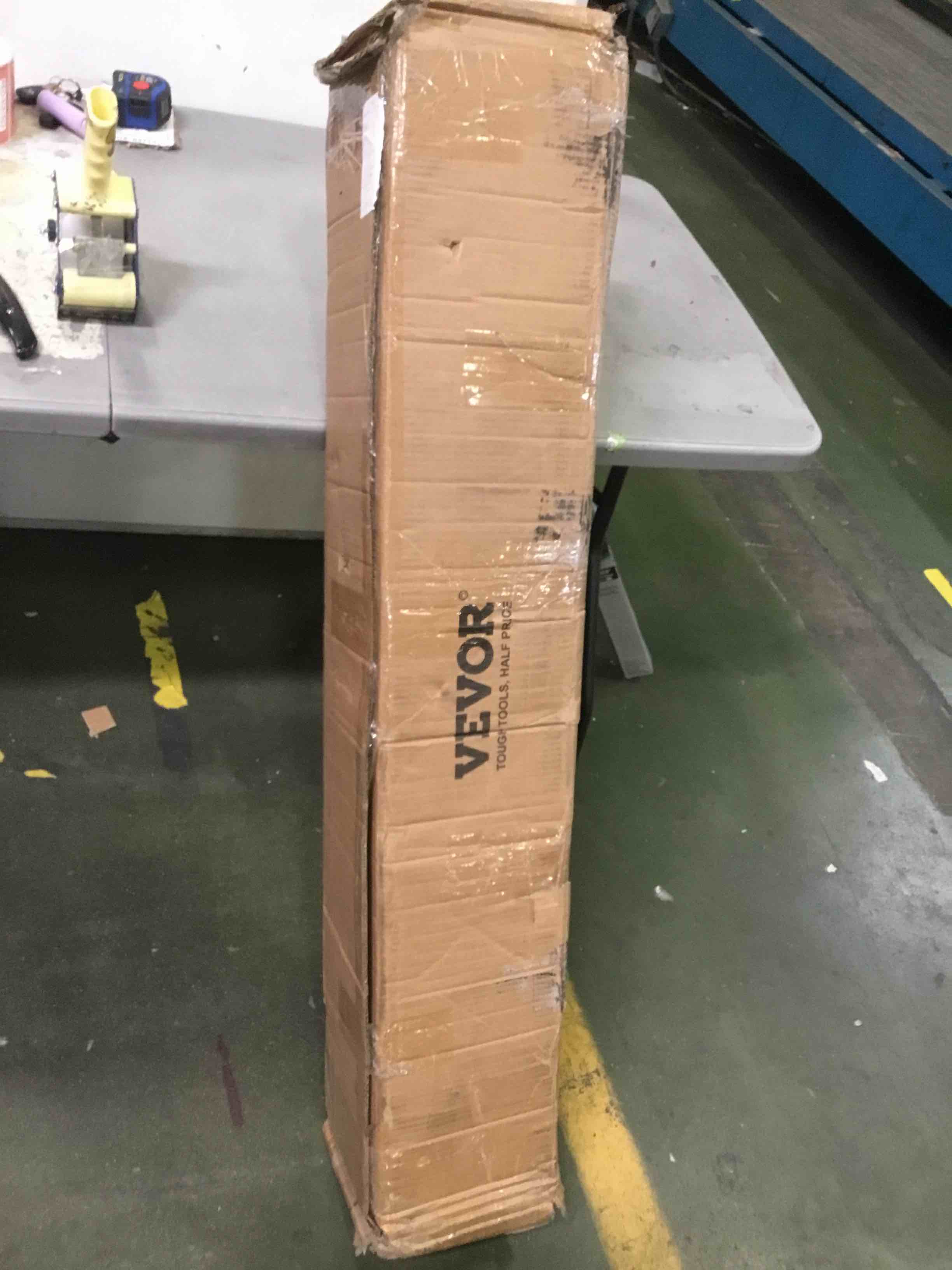 https://s3.amazonaws.com/lotting-images-prod/bidfta/RED5051523_1692905350528.jpeg