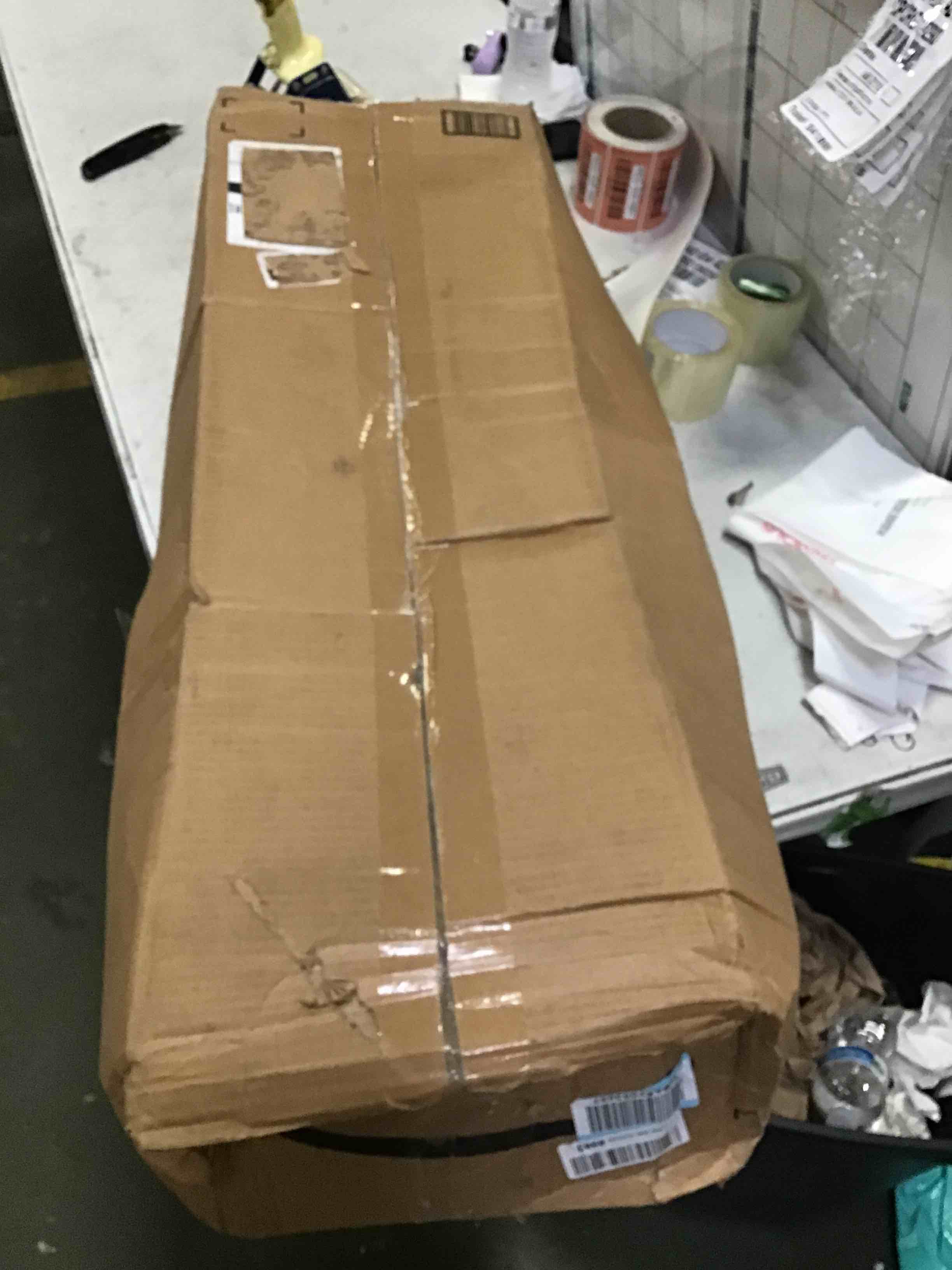 https://s3.amazonaws.com/lotting-images-prod/bidfta/RED5051654_1692985330668.jpeg