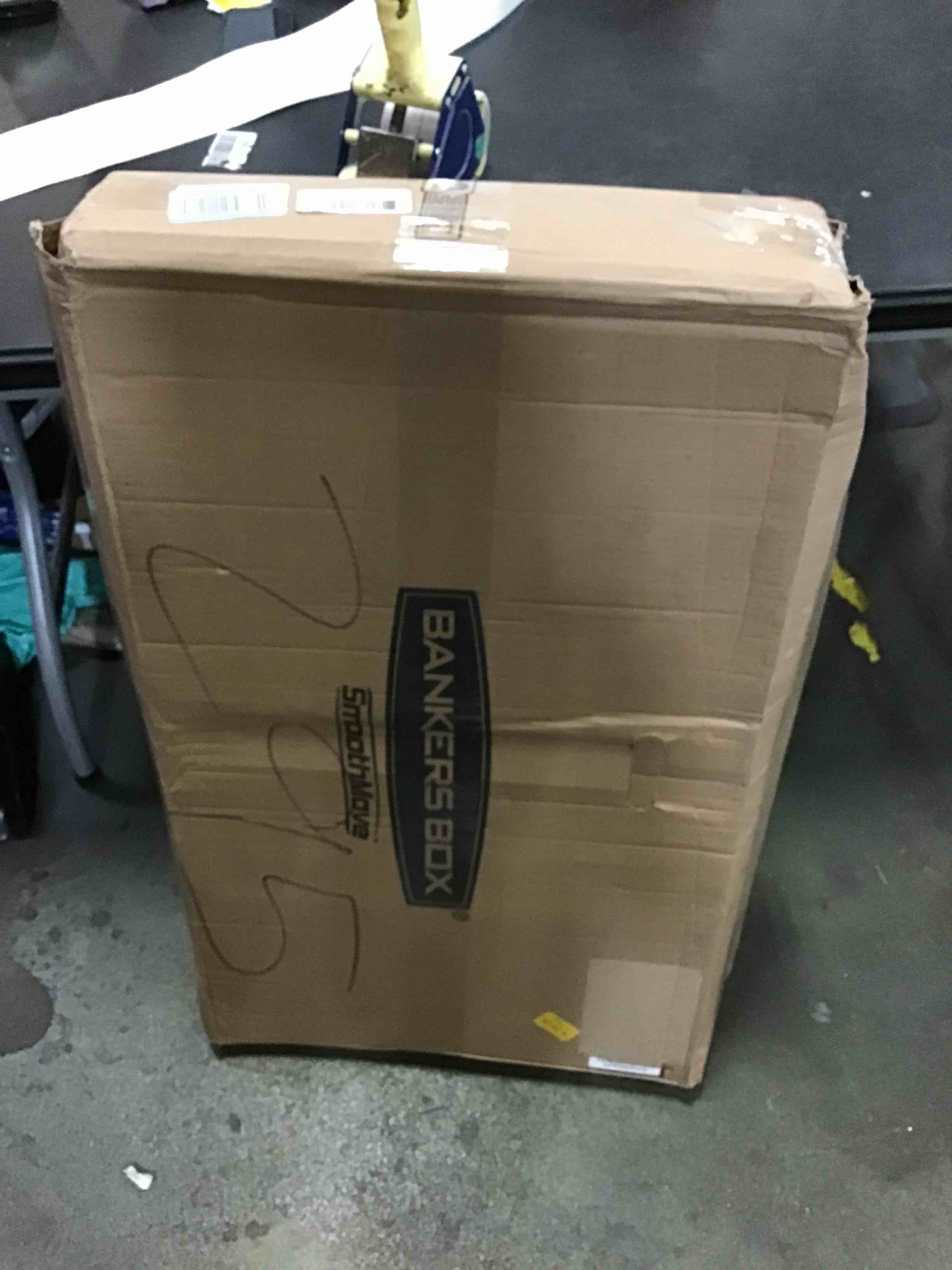 Bankers Box SmoothMove Wardrobe Moving Boxes, Short, 20 x 20 x 34 Inches, 3 Pack (7710902)