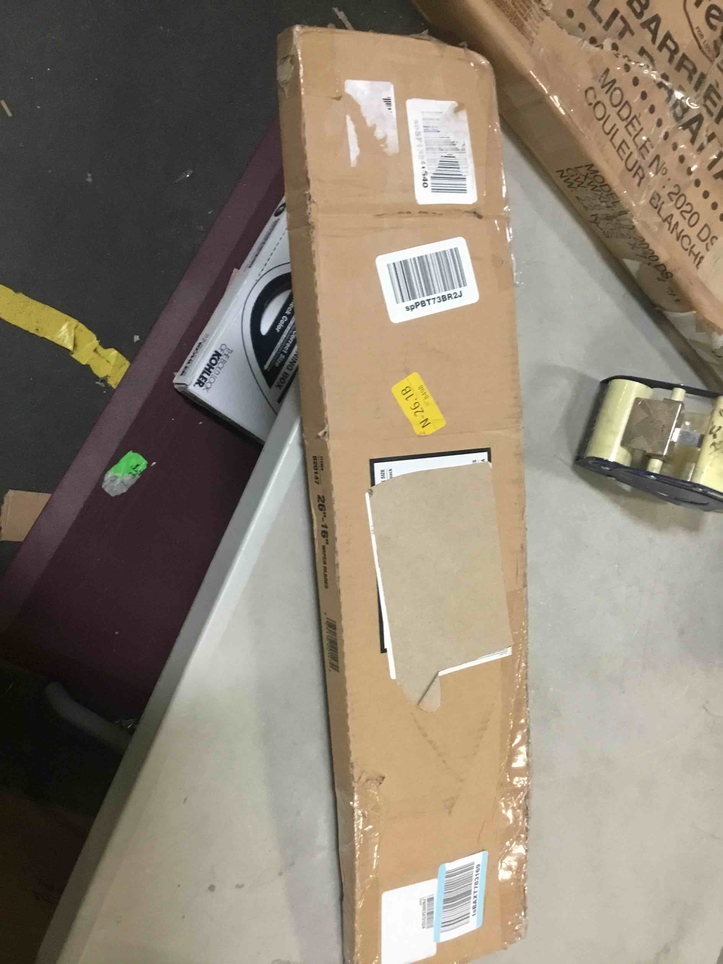 https://s3.amazonaws.com/lotting-images-prod/bidfta/RED5051808_1693307484547.jpeg