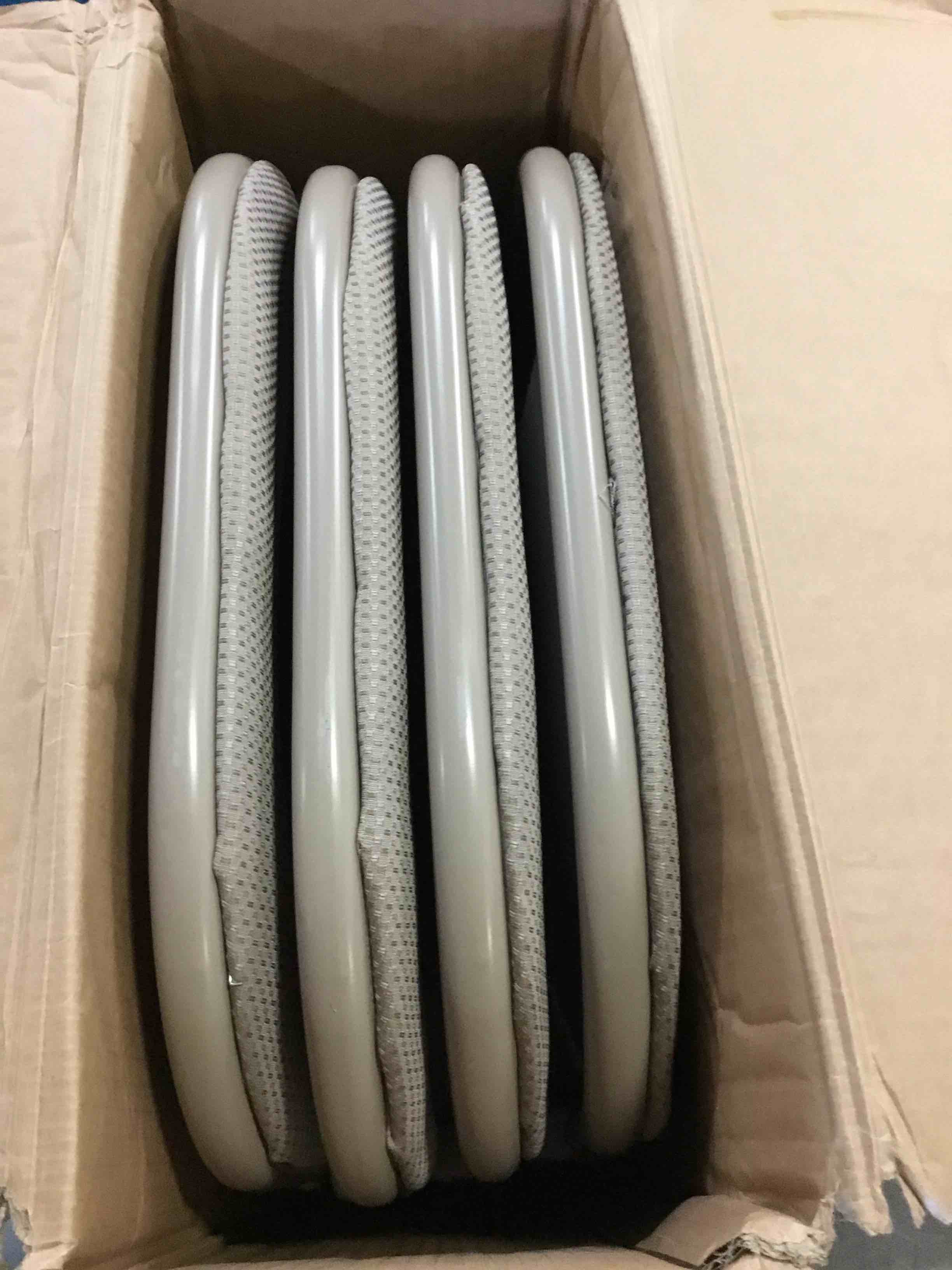 https://s3.amazonaws.com/lotting-images-prod/bidfta/RED5052835_1693408858734.jpeg