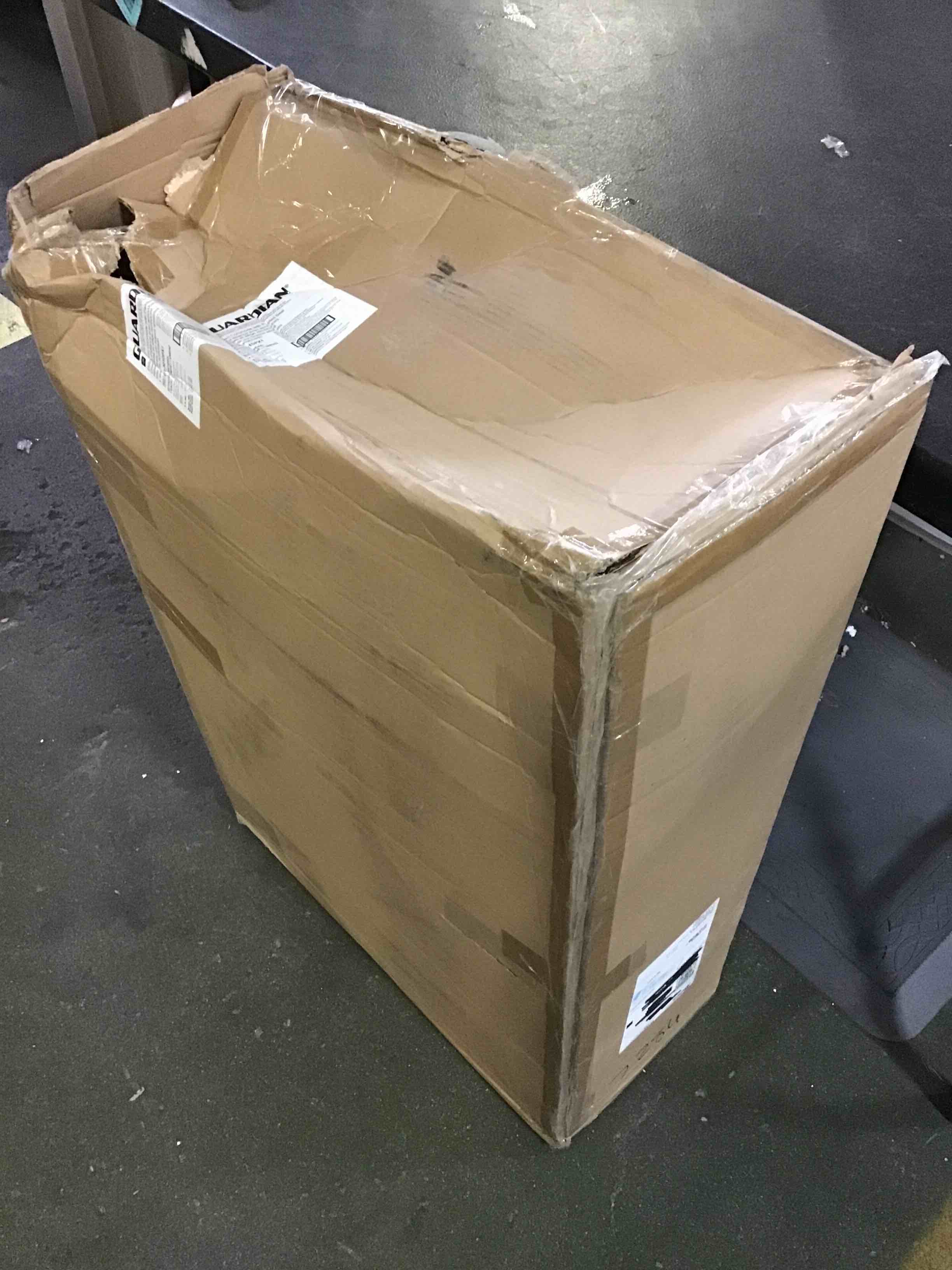 https://s3.amazonaws.com/lotting-images-prod/bidfta/RED5052906_1693495498722.jpeg