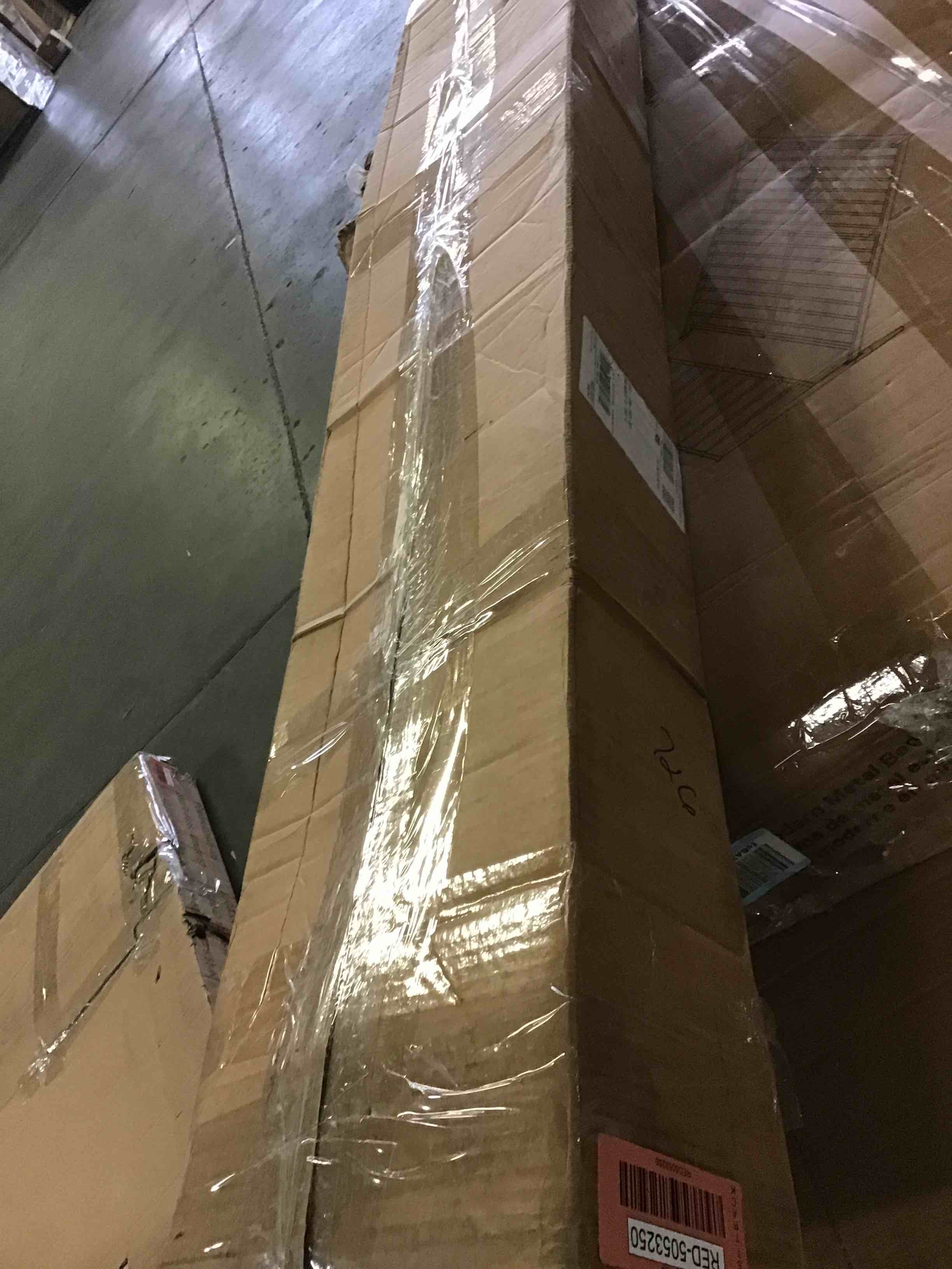 https://s3.amazonaws.com/lotting-images-prod/bidfta/RED5053250_1694113215509.jpeg