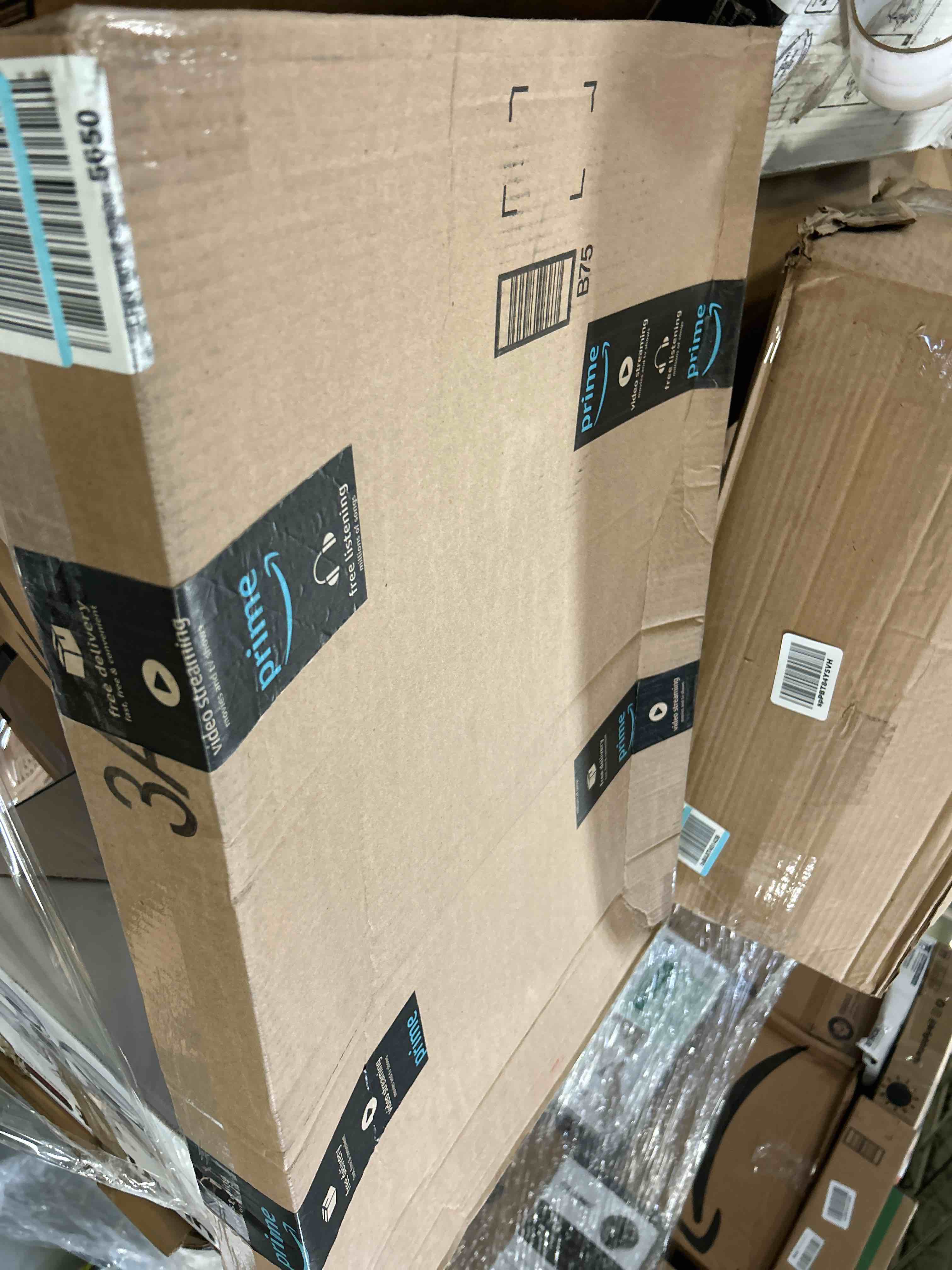 https://s3.amazonaws.com/lotting-images-prod/bidfta/RED5053371_1694345978256.jpeg
