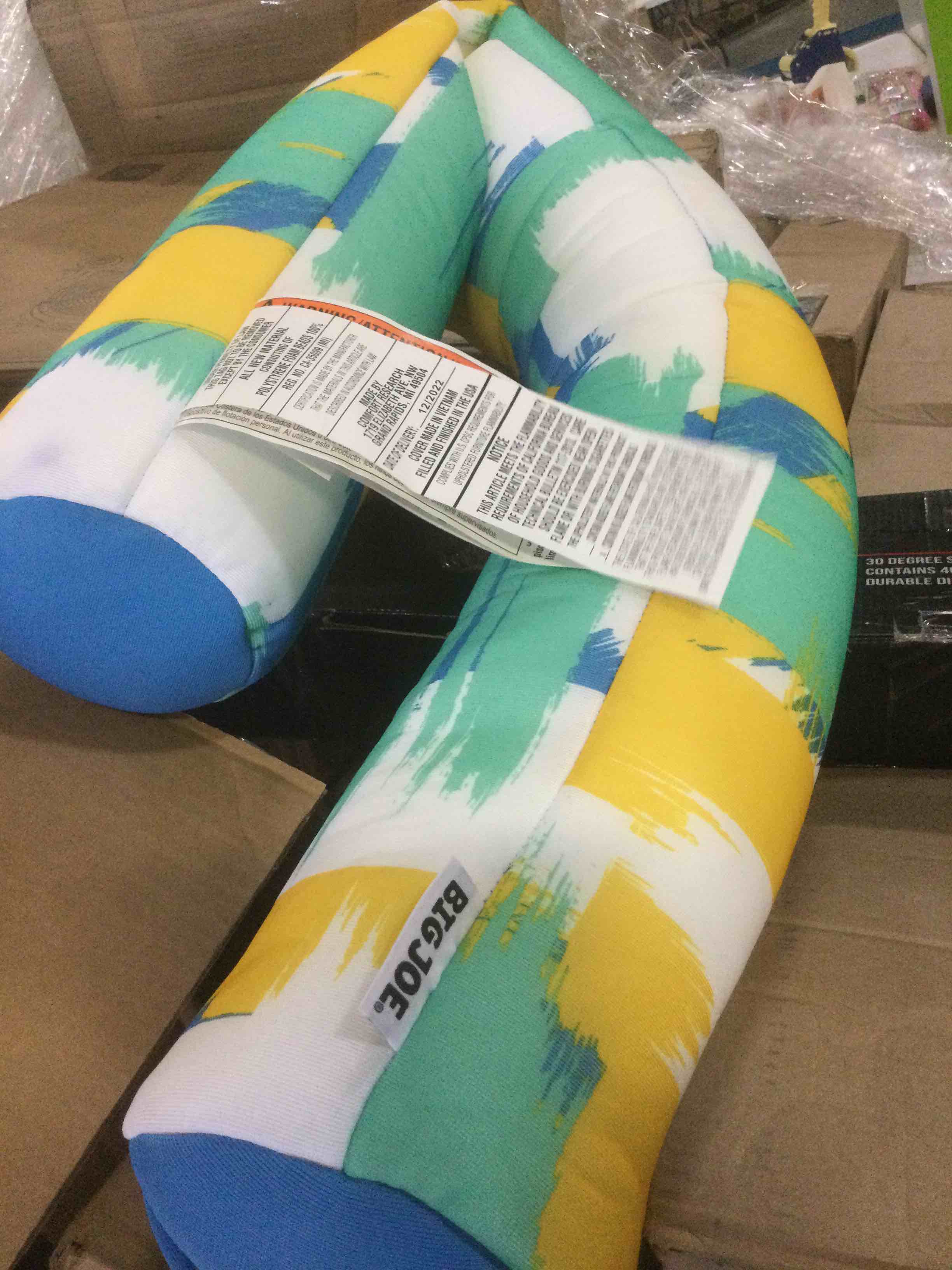 https://s3.amazonaws.com/lotting-images-prod/bidfta/RED5053491_1694359131715.jpeg