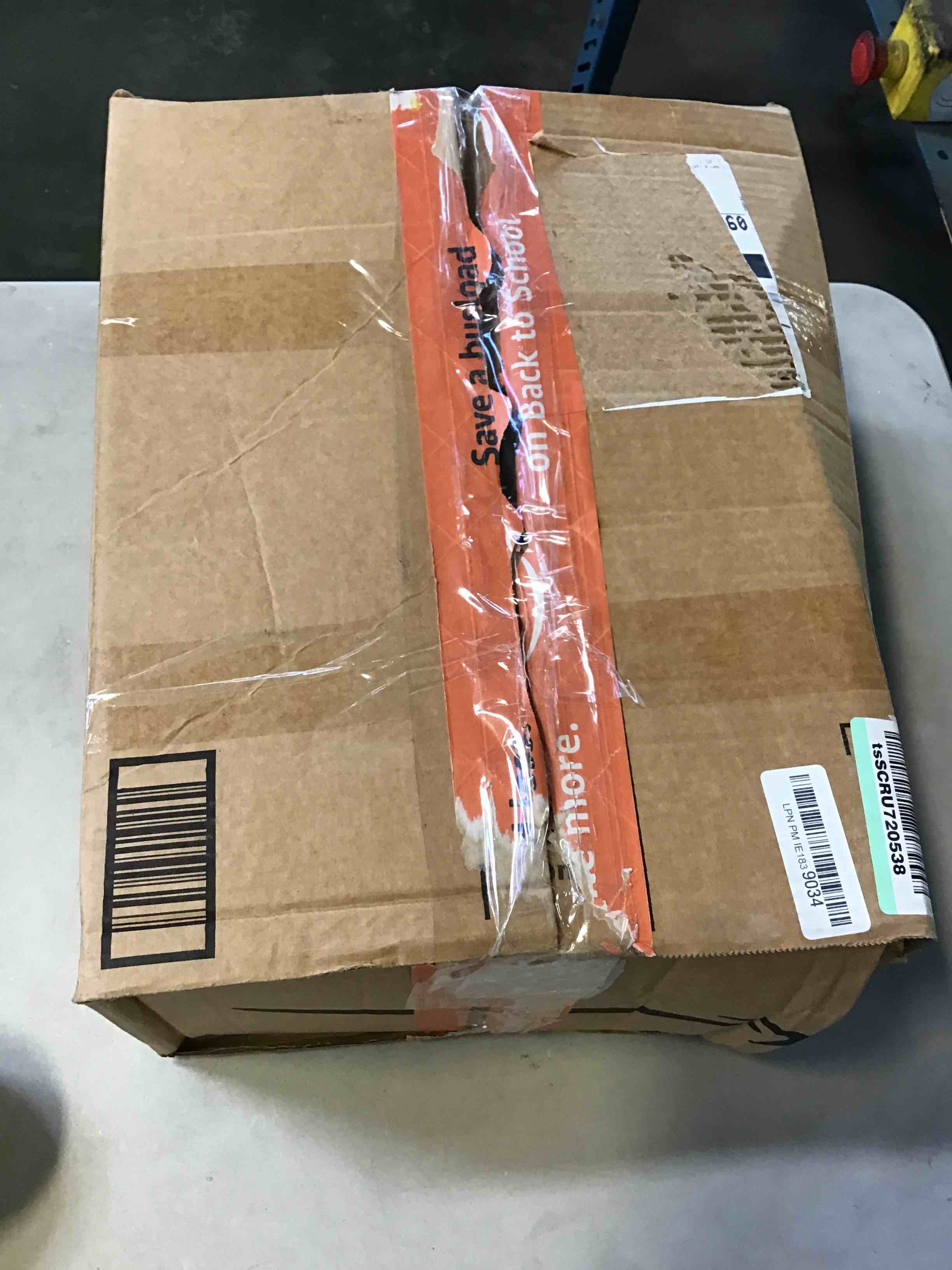 https://s3.amazonaws.com/lotting-images-prod/bidfta/RED5058216_1693581143593.jpeg
