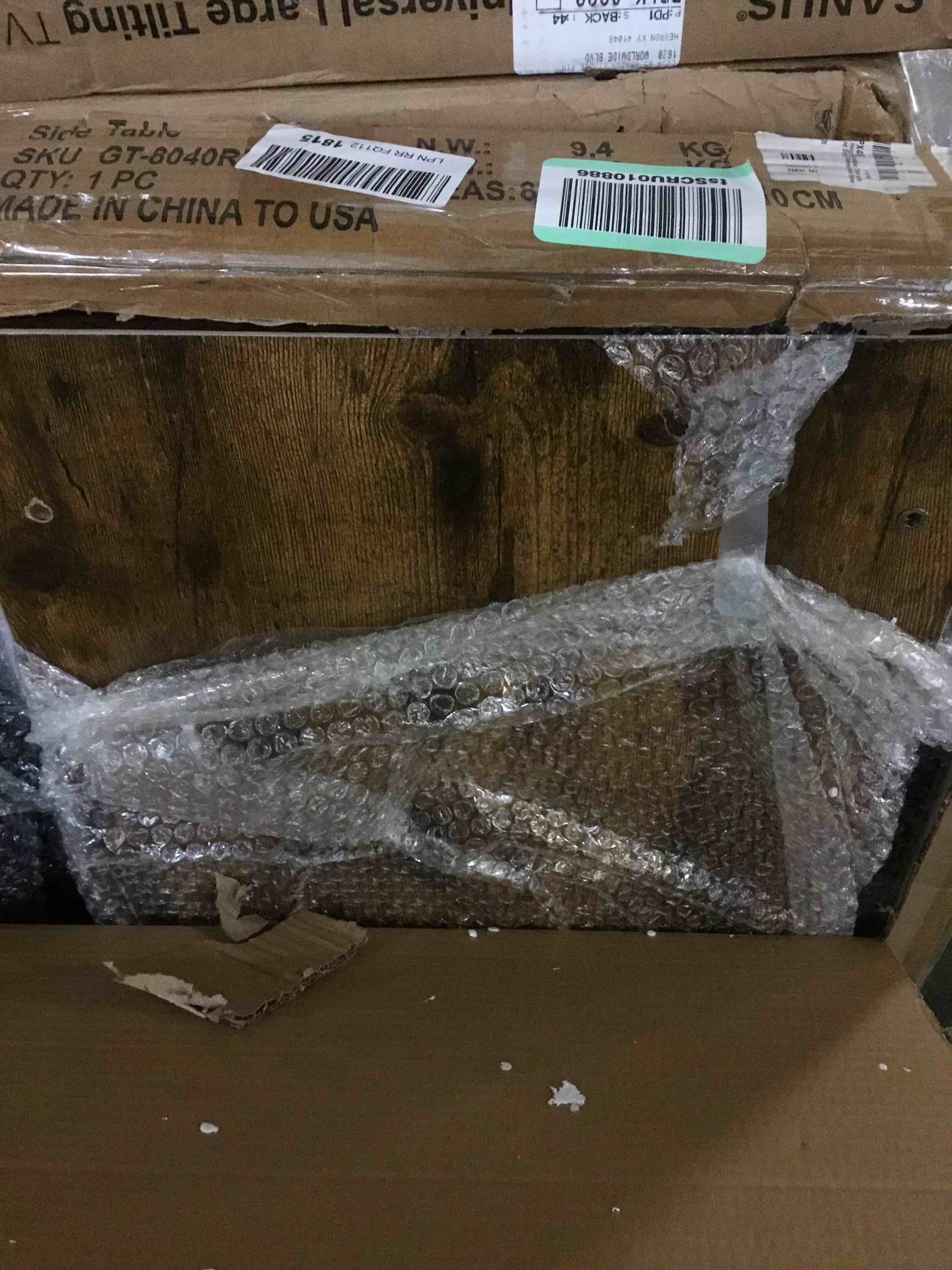 https://s3.amazonaws.com/lotting-images-prod/bidfta/RED5058703_1692987890679.jpeg