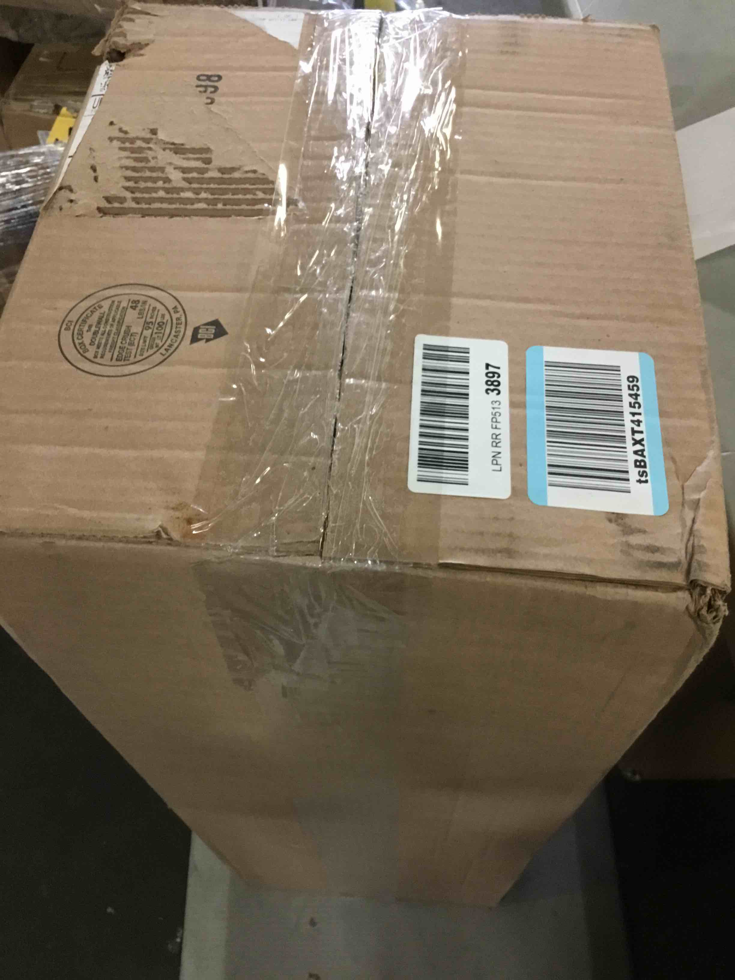 https://s3.amazonaws.com/lotting-images-prod/bidfta/RED5058909_1693229686880.jpeg