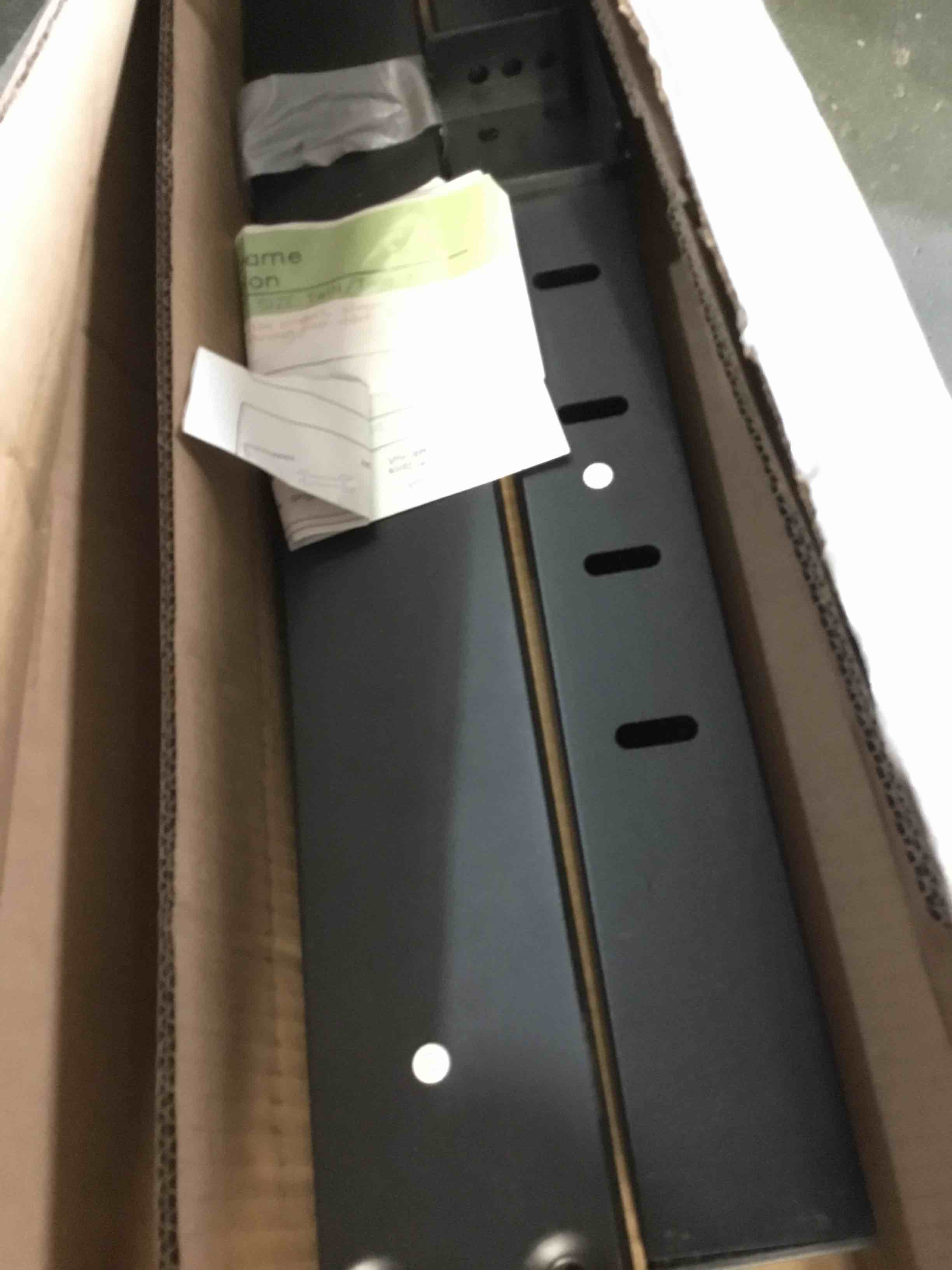 https://s3.amazonaws.com/lotting-images-prod/bidfta/RED5059357_1693405881361.jpeg