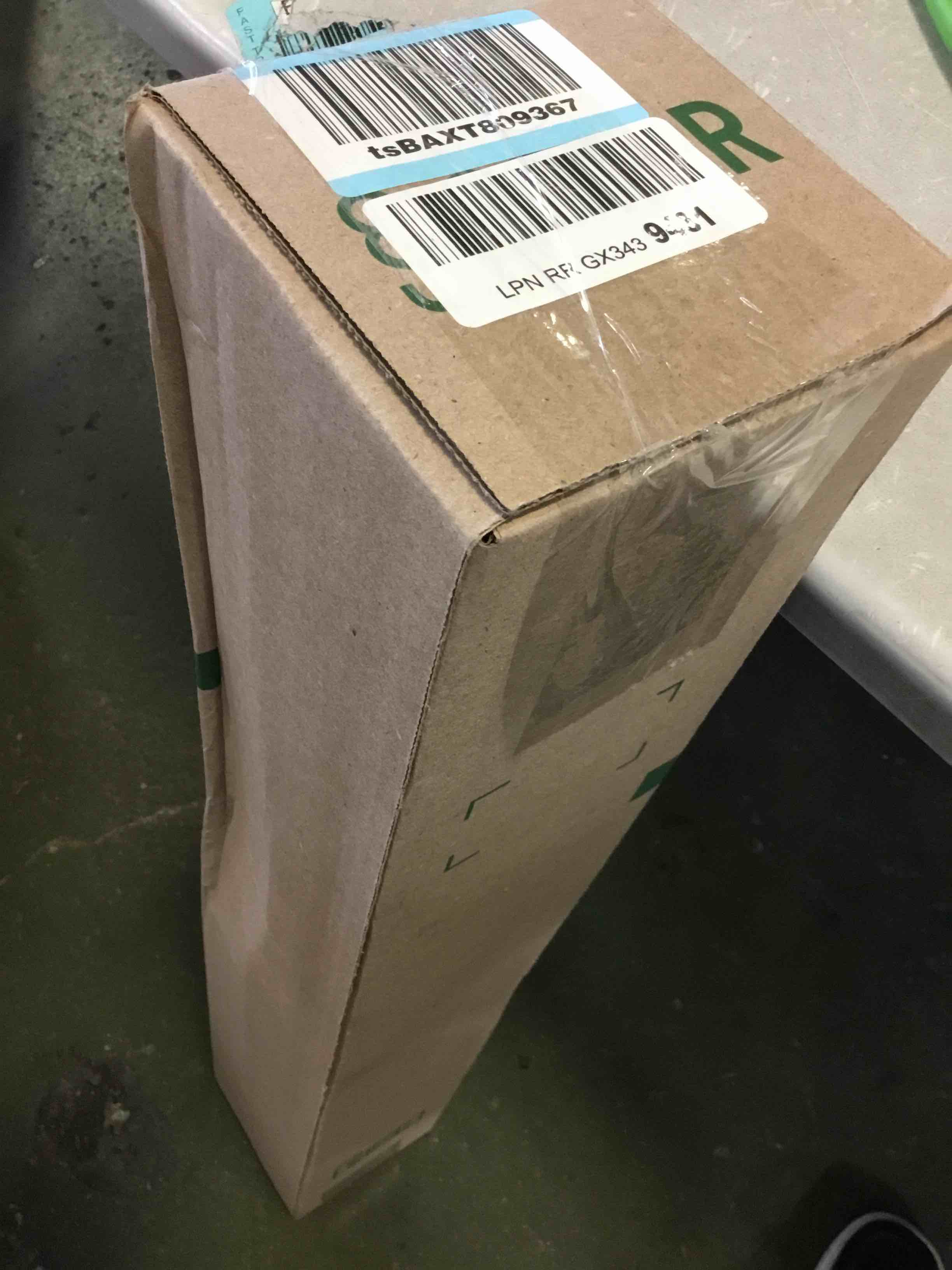 https://s3.amazonaws.com/lotting-images-prod/bidfta/RED5059379_1693409301583.jpeg