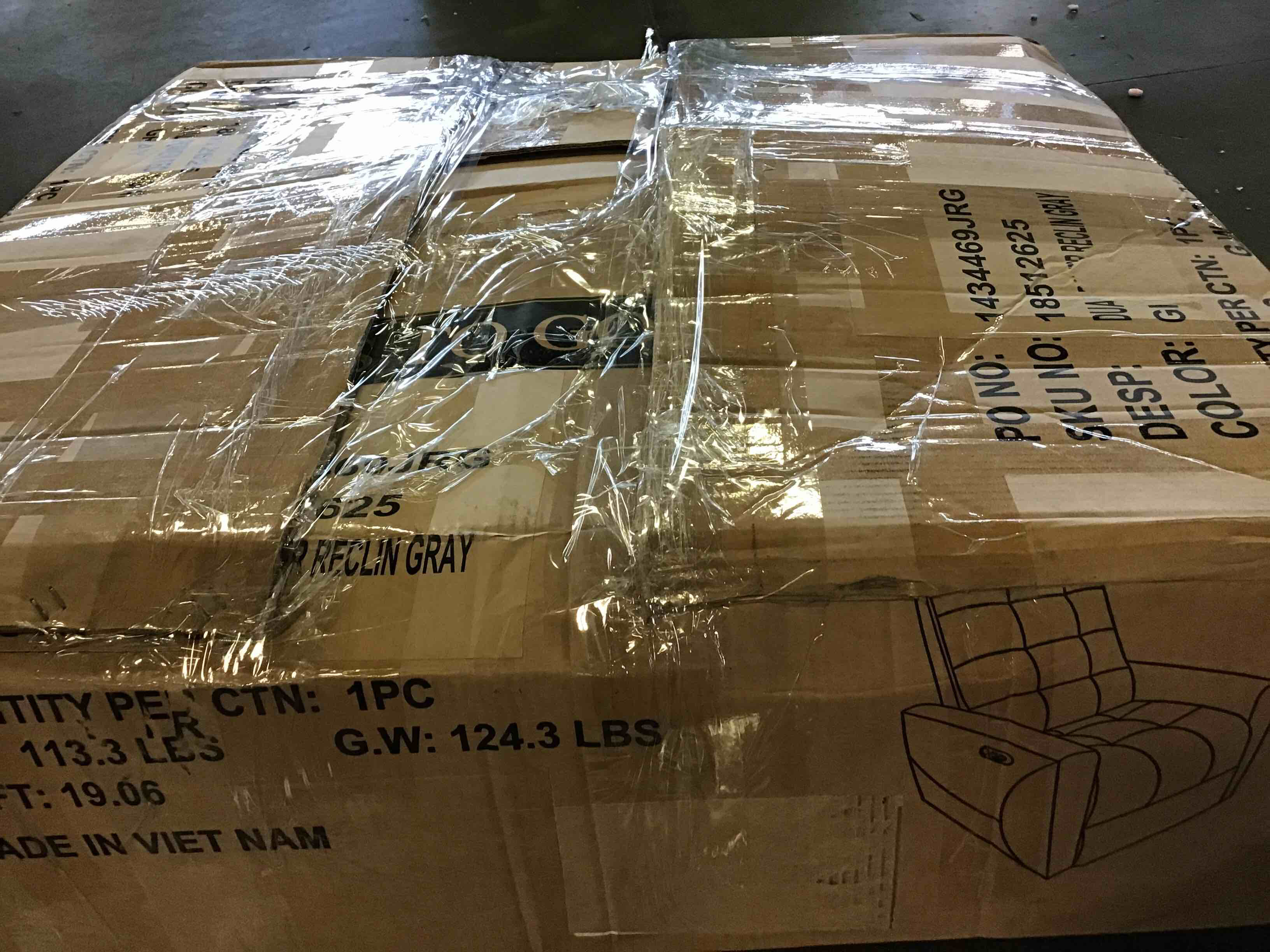 https://s3.amazonaws.com/lotting-images-prod/bidfta/RED5059829_1693582333912.jpeg