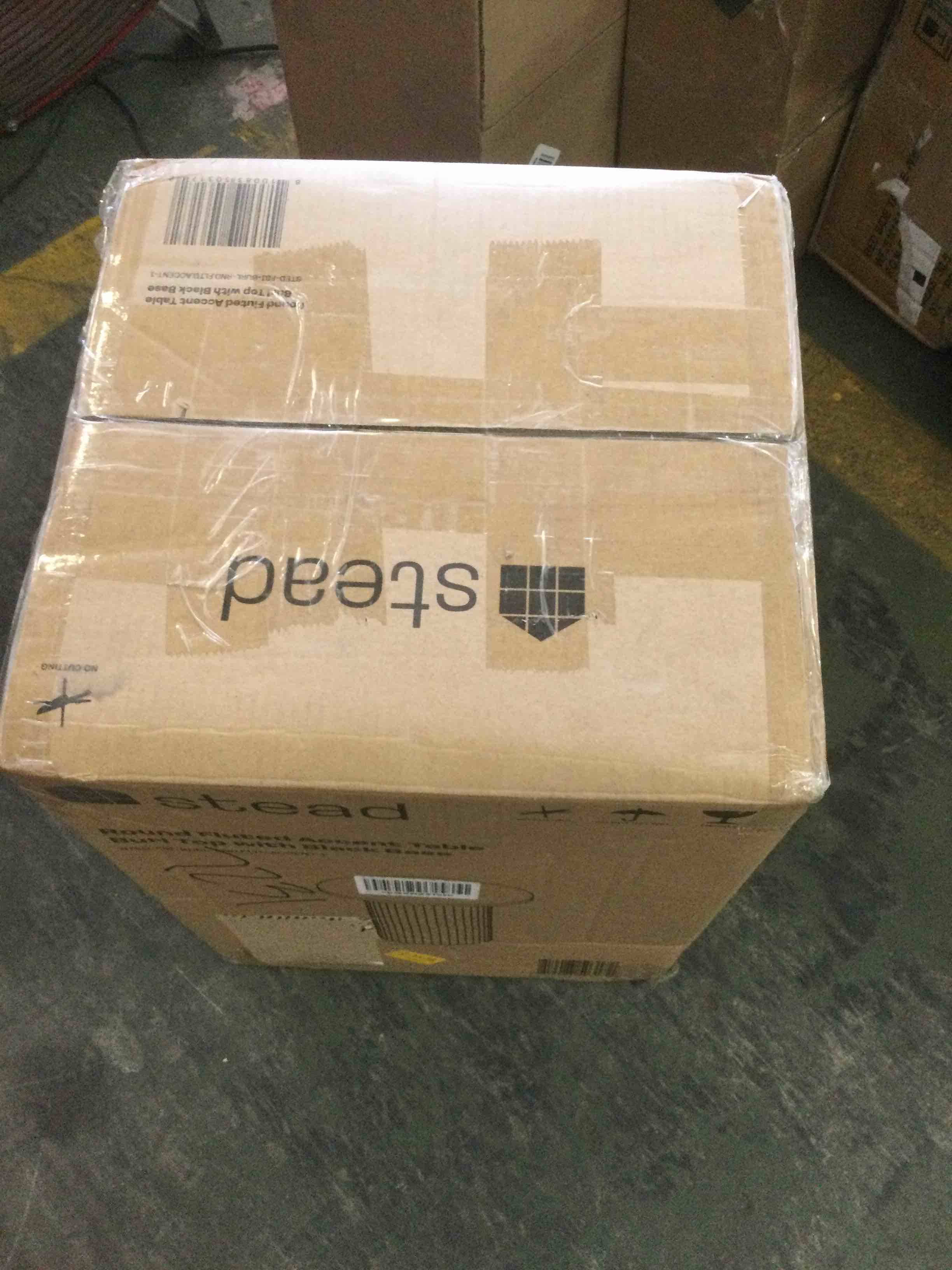 https://s3.amazonaws.com/lotting-images-prod/bidfta/RED5060129_1694811031473.jpeg