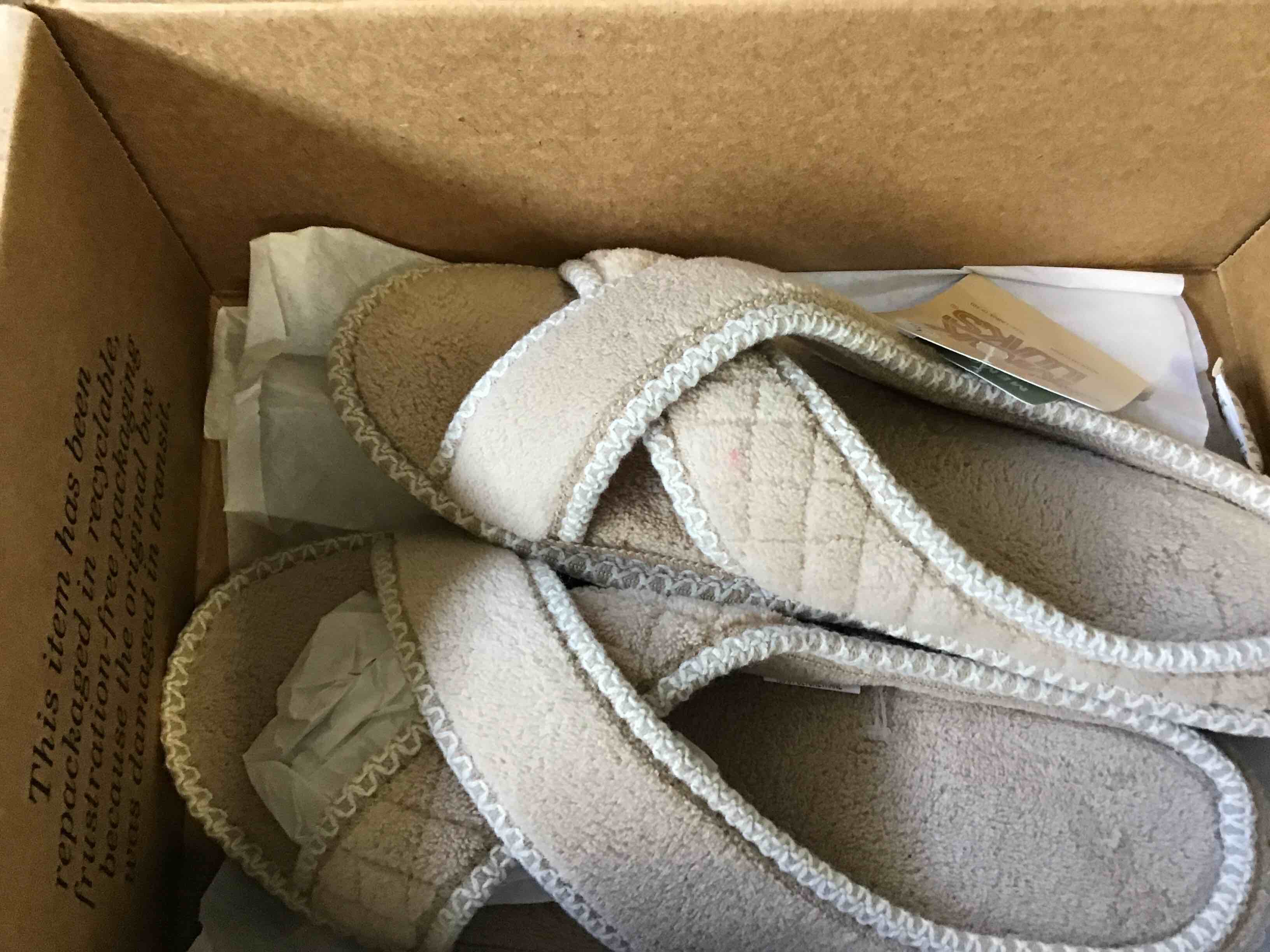 https://s3.amazonaws.com/lotting-images-prod/bidfta/RED5061877_1695147888871.jpeg