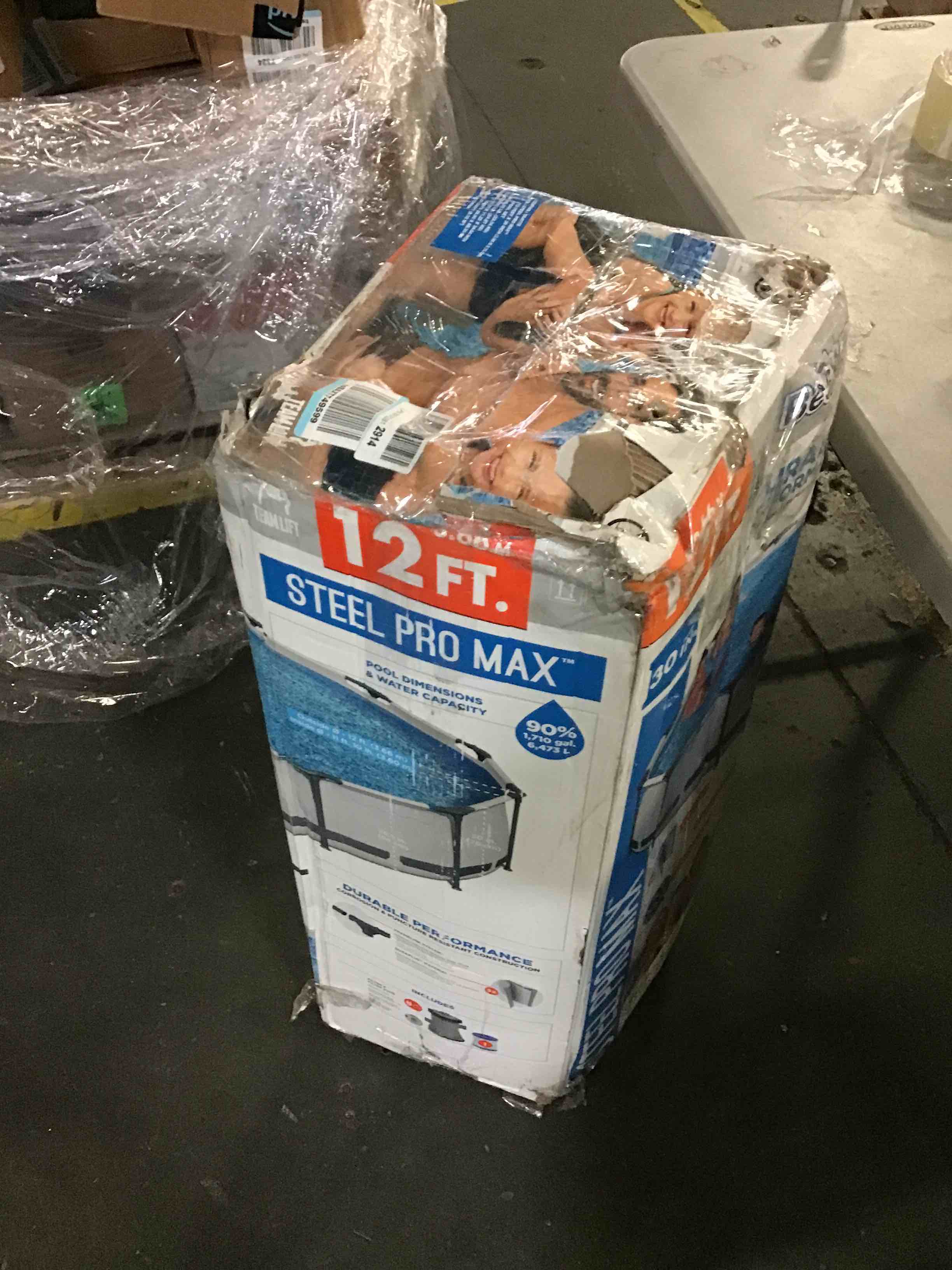 https://s3.amazonaws.com/lotting-images-prod/bidfta/RED5062944_1694432021738.jpeg