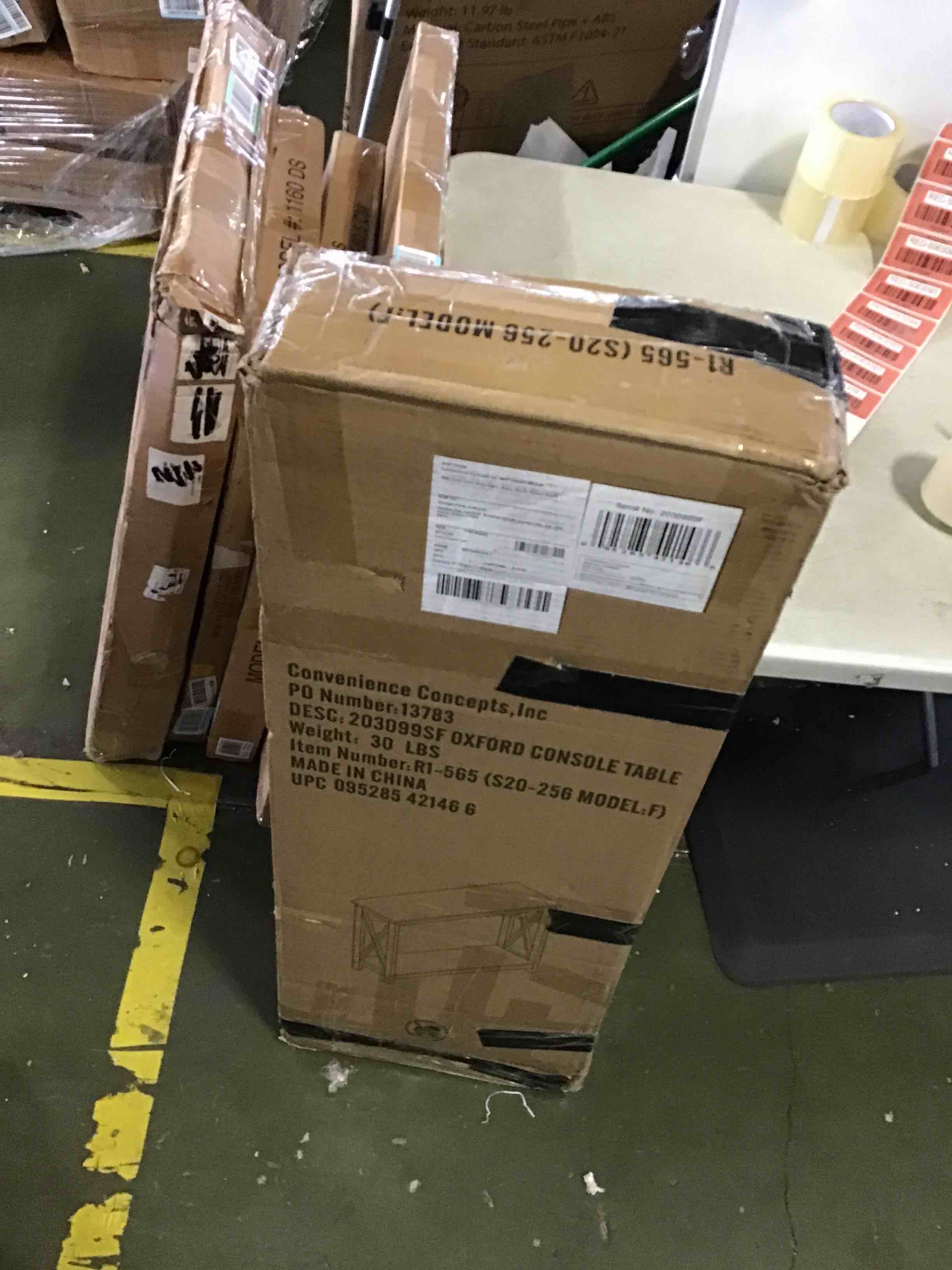 https://s3.amazonaws.com/lotting-images-prod/bidfta/RED5063091_1694712976725.jpeg