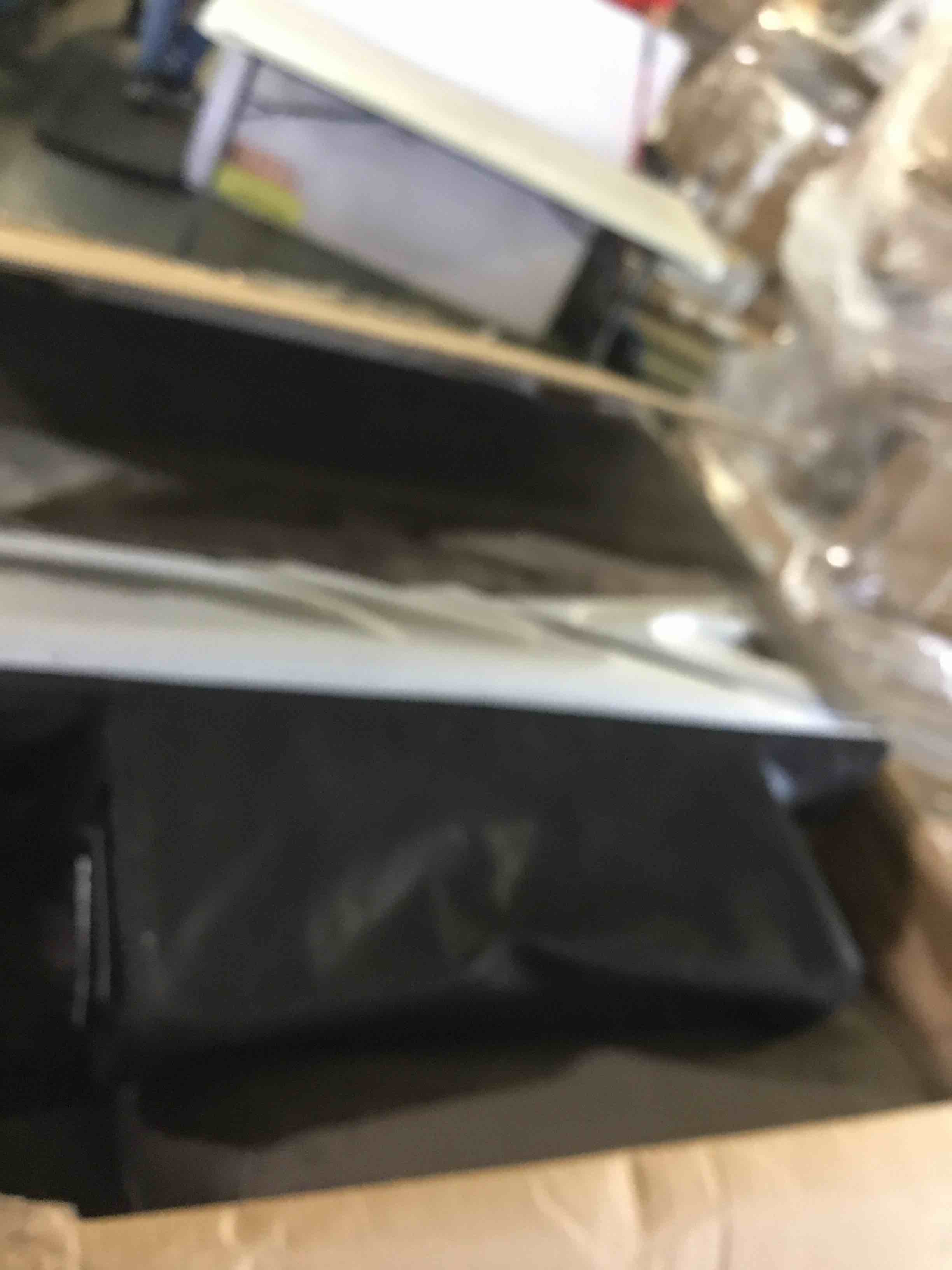 https://s3.amazonaws.com/lotting-images-prod/bidfta/RED5063286_1694809223296.jpeg