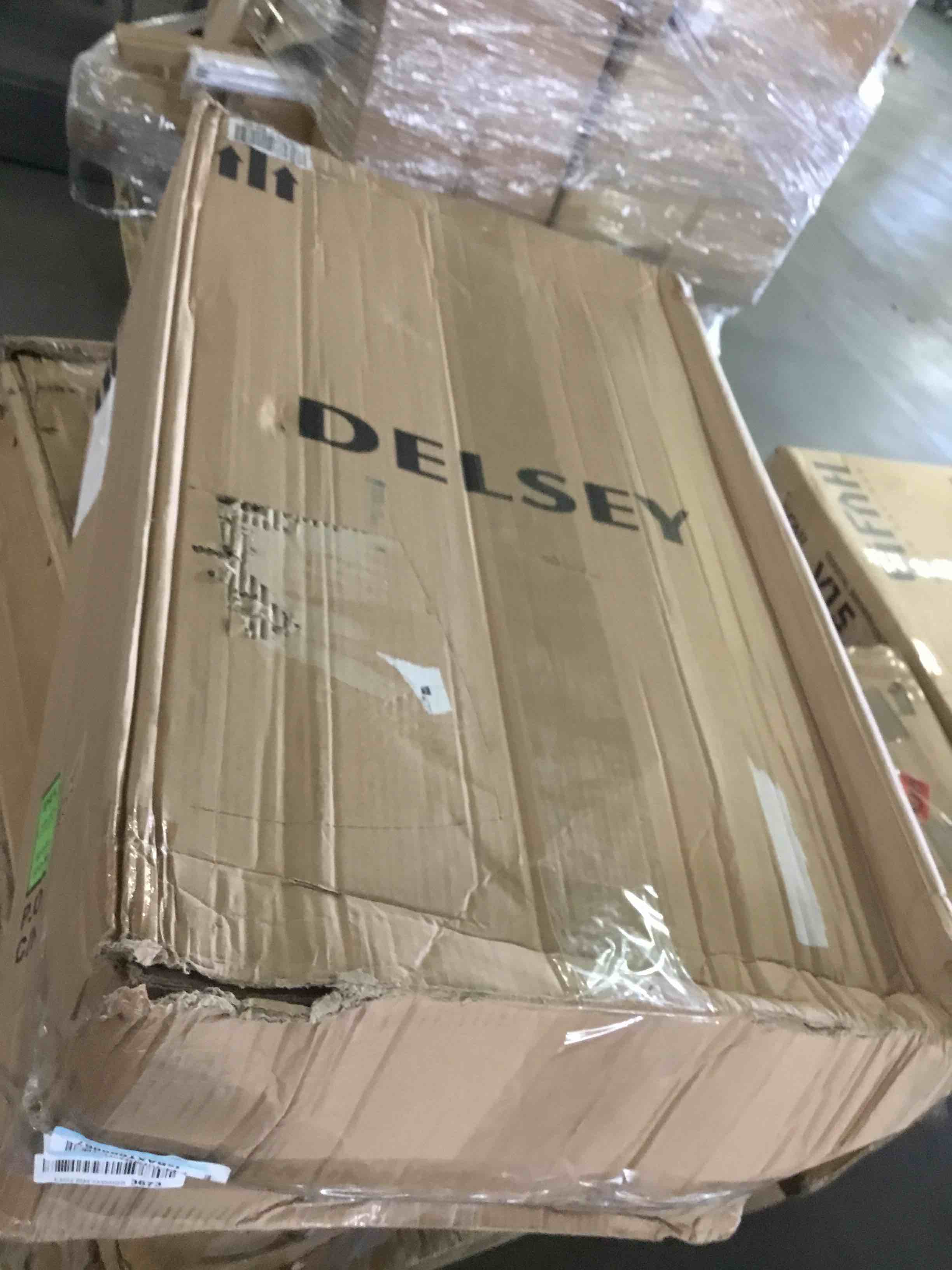 https://s3.amazonaws.com/lotting-images-prod/bidfta/RED5063351_1695044792330.jpeg