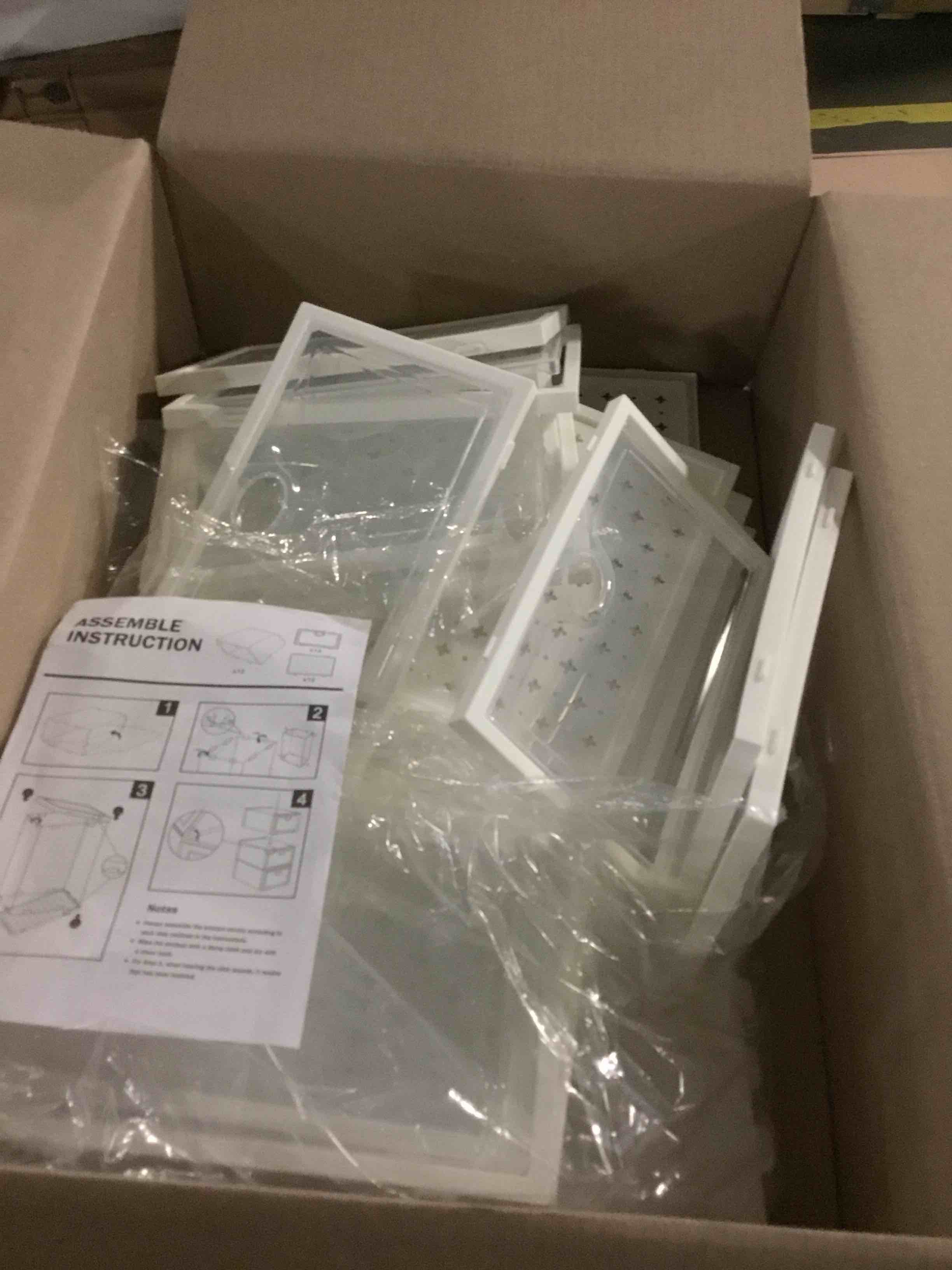 https://s3.amazonaws.com/lotting-images-prod/bidfta/RED5063476_1695122066079.jpeg