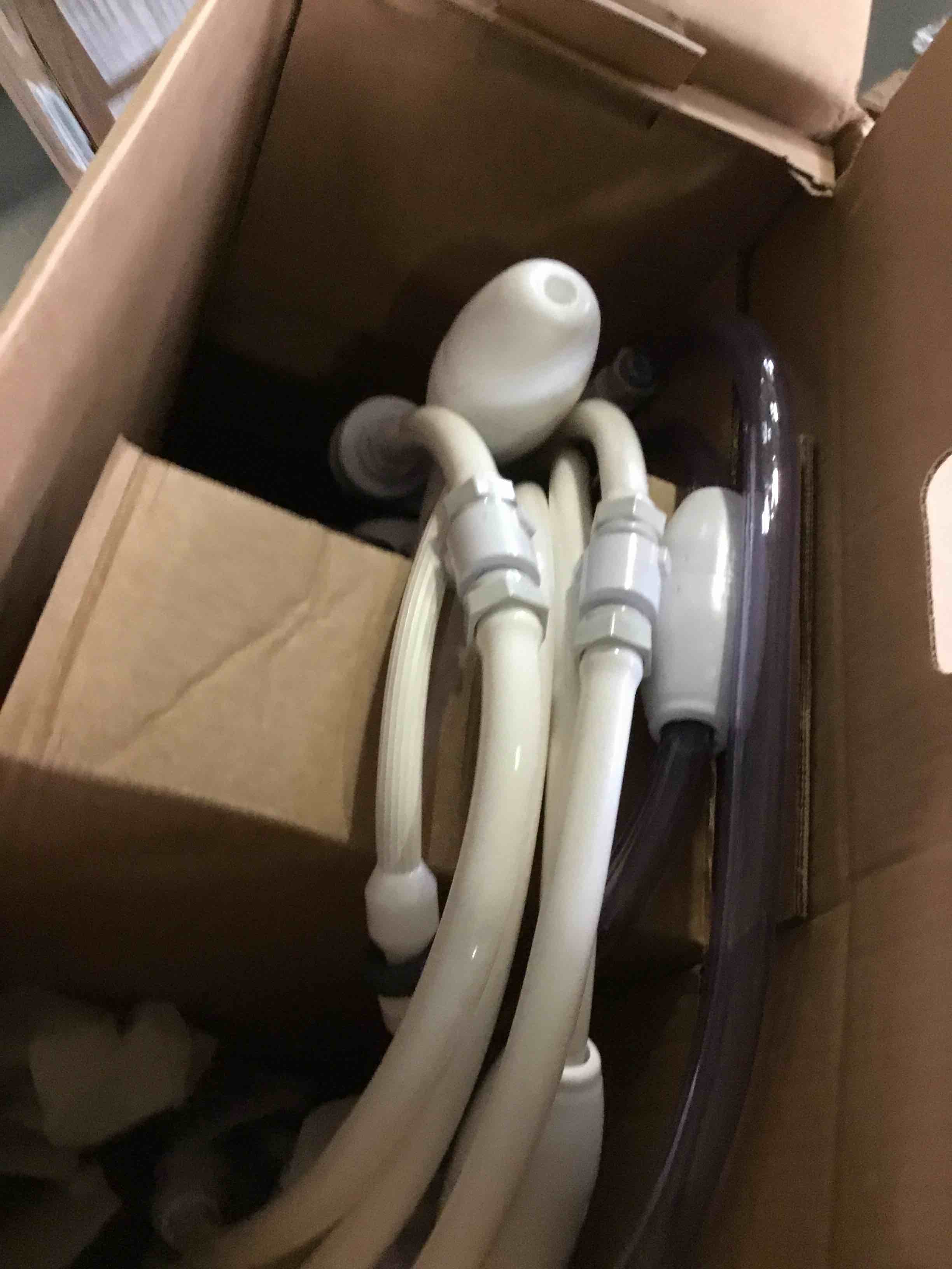 https://s3.amazonaws.com/lotting-images-prod/bidfta/RED5063526_1695130416819.jpeg