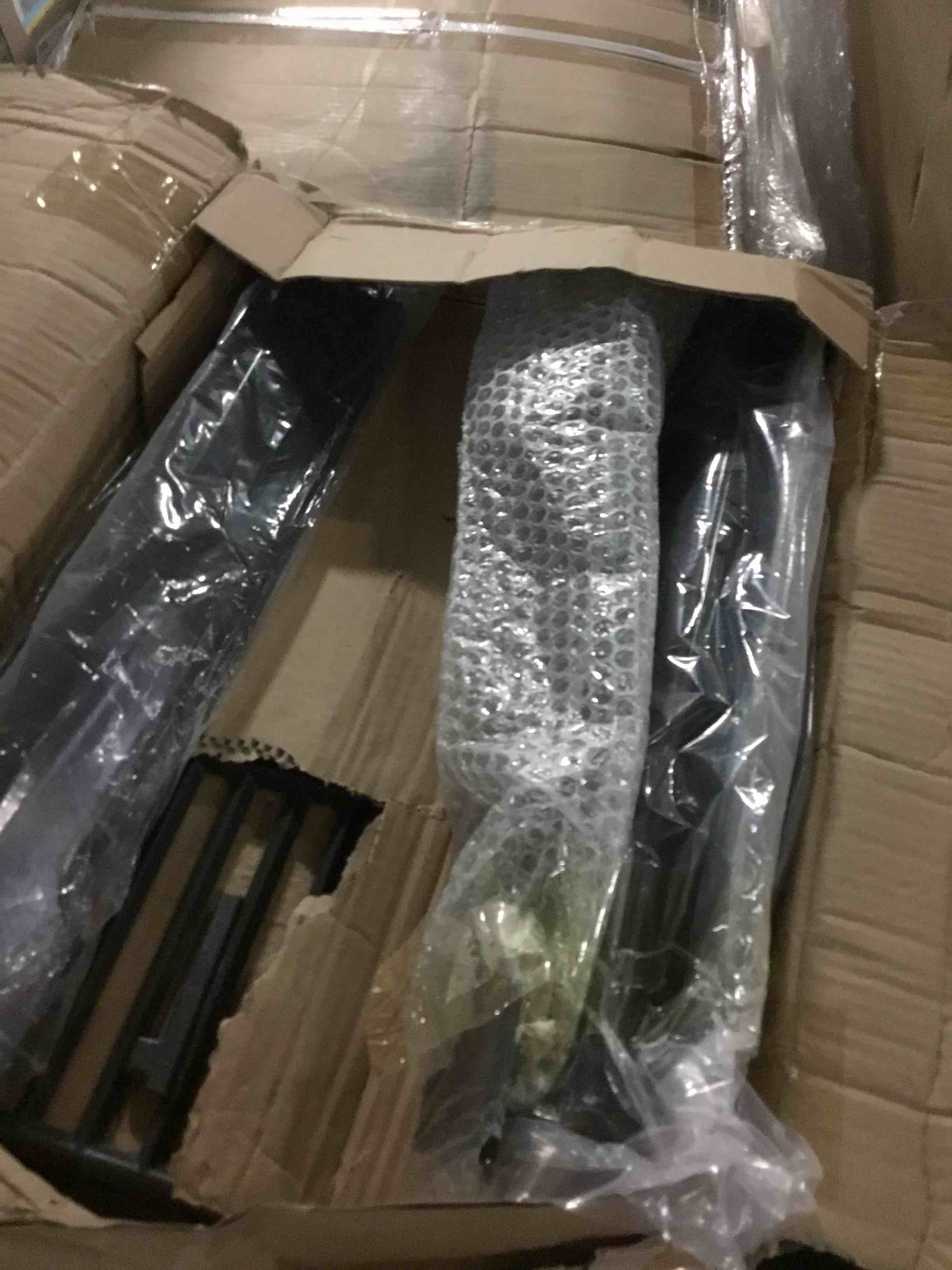 https://s3.amazonaws.com/lotting-images-prod/bidfta/RED5063658_1695209565014.jpeg