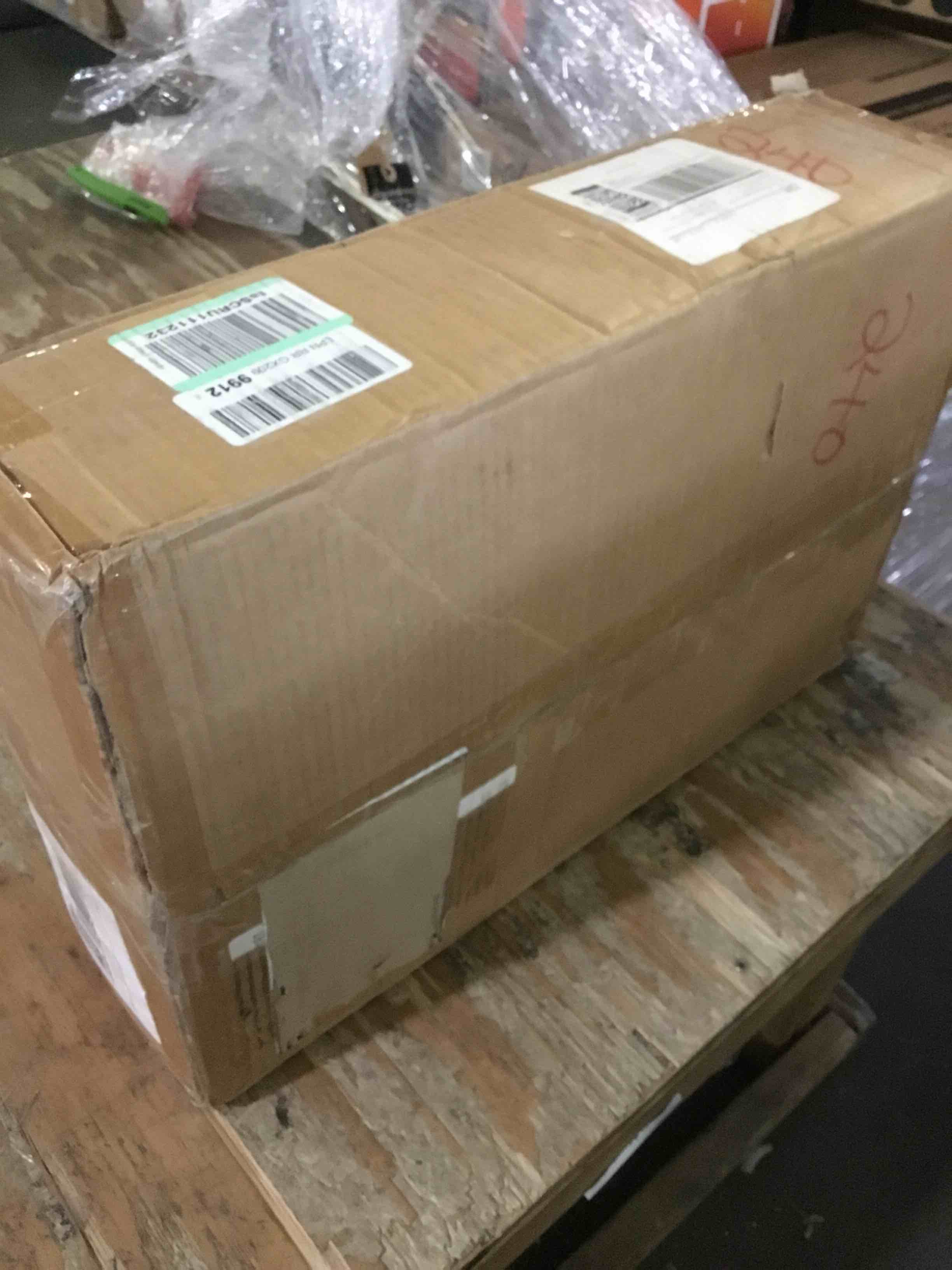 https://s3.amazonaws.com/lotting-images-prod/bidfta/RED5063757_1695220736592.jpeg