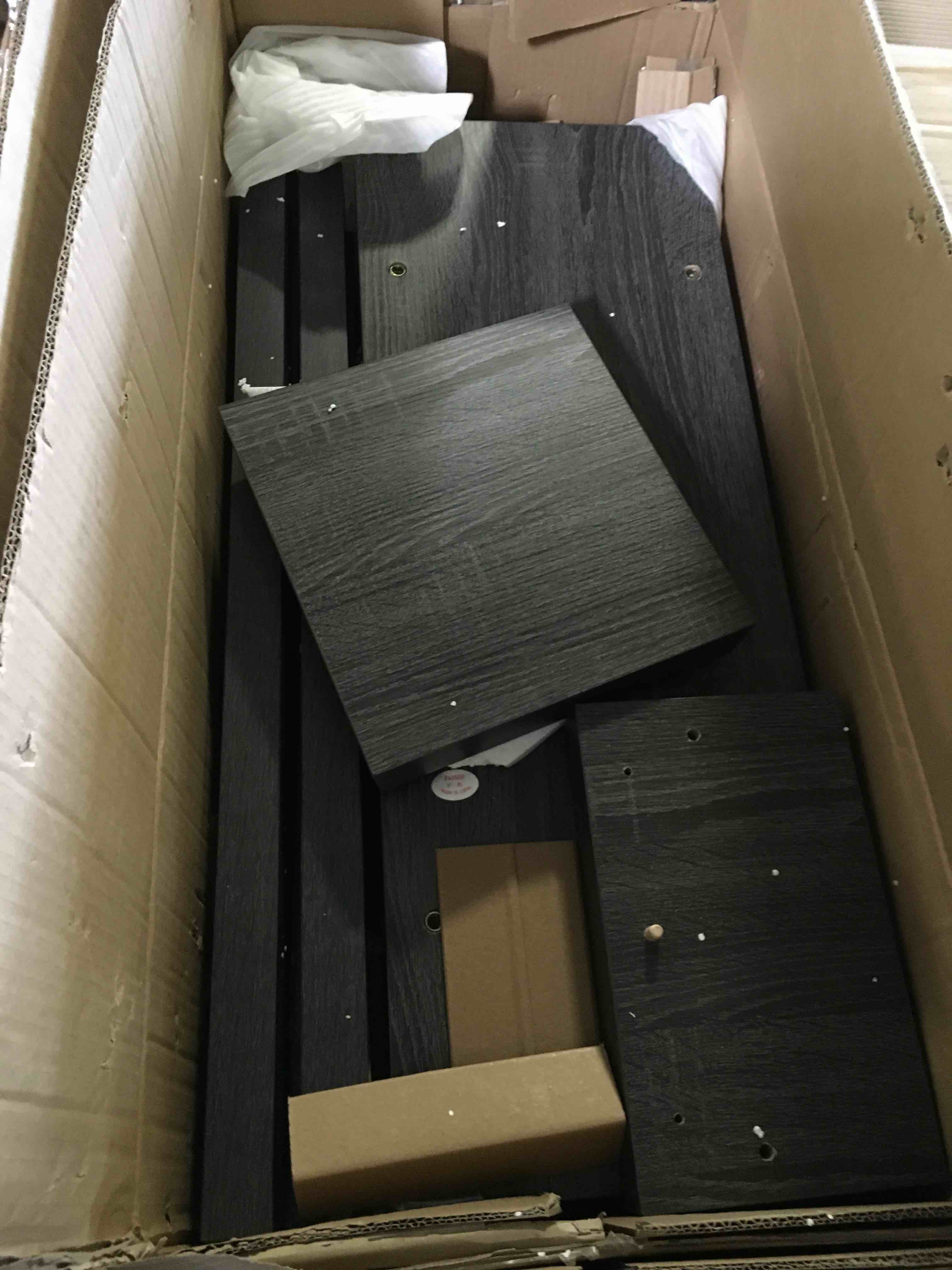 https://s3.amazonaws.com/lotting-images-prod/bidfta/RED5063828_1695227463099.jpeg