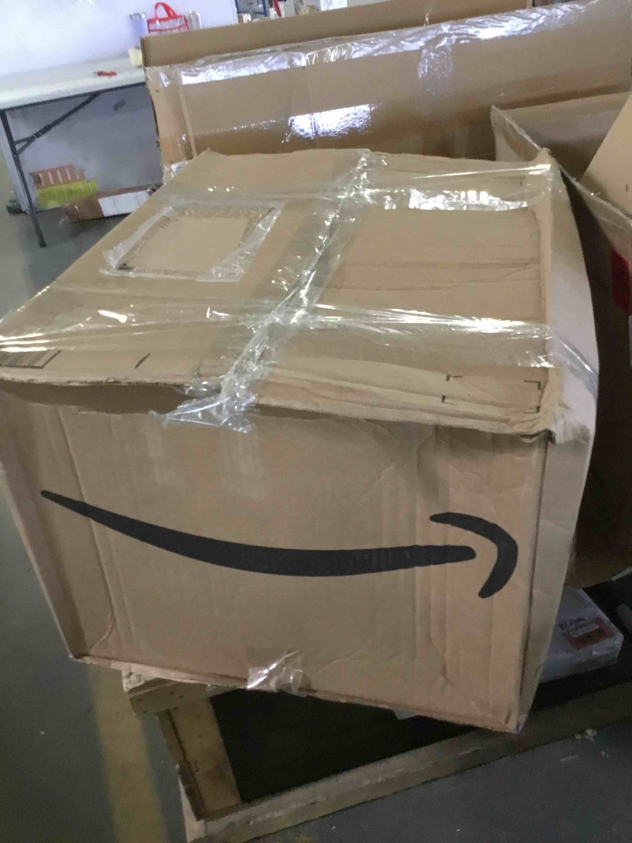 https://s3.amazonaws.com/lotting-images-prod/bidfta/RED5064192_1695406414011.jpeg