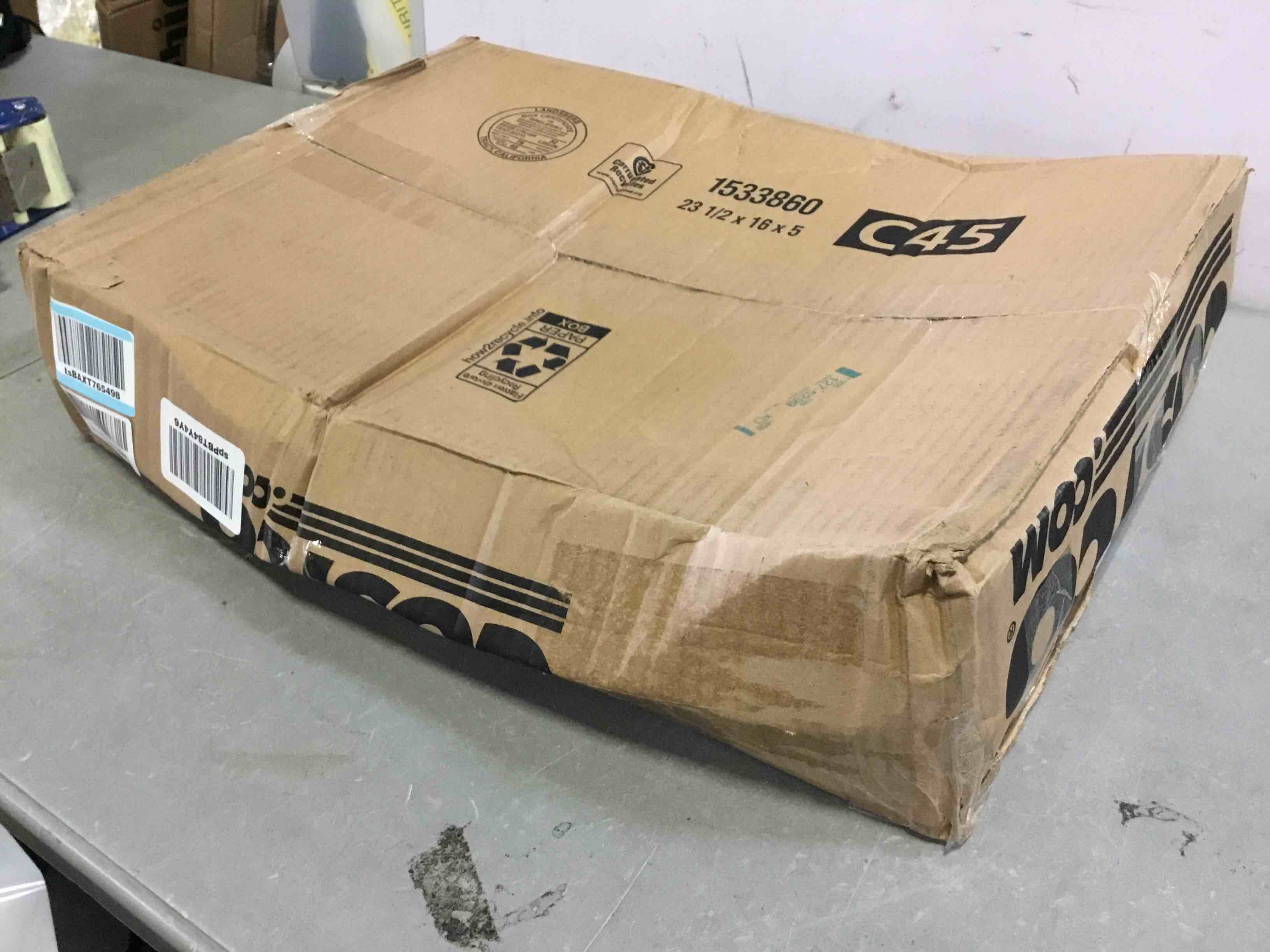 https://s3.amazonaws.com/lotting-images-prod/bidfta/RED5064574_1694274186051.jpeg