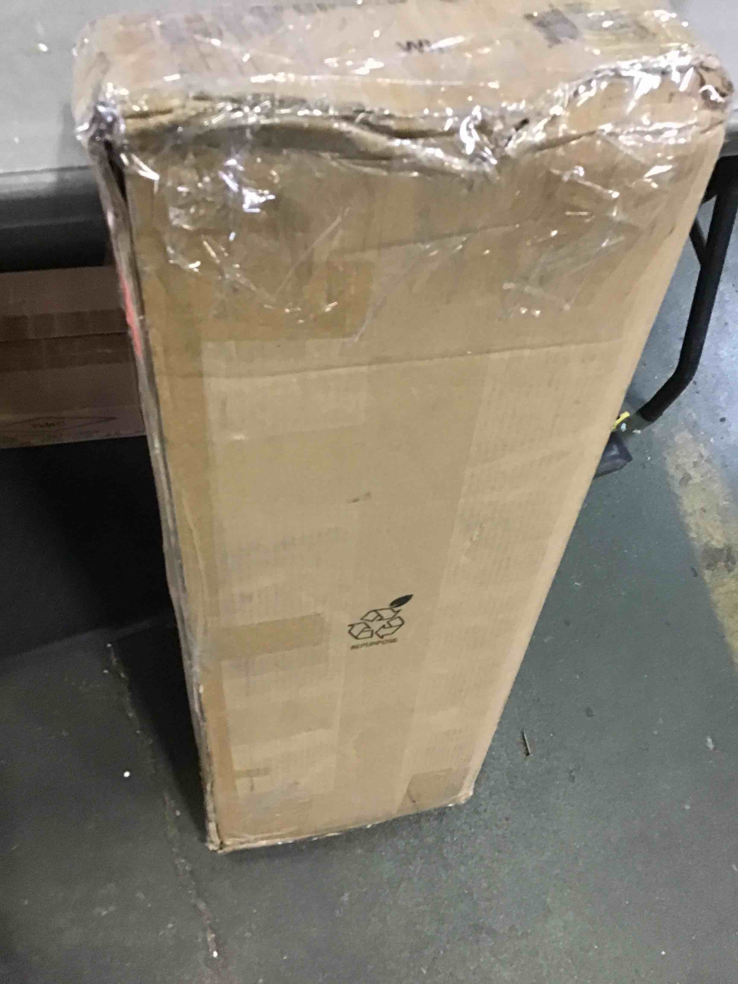 https://s3.amazonaws.com/lotting-images-prod/bidfta/RED5064721_1694548571304.jpeg