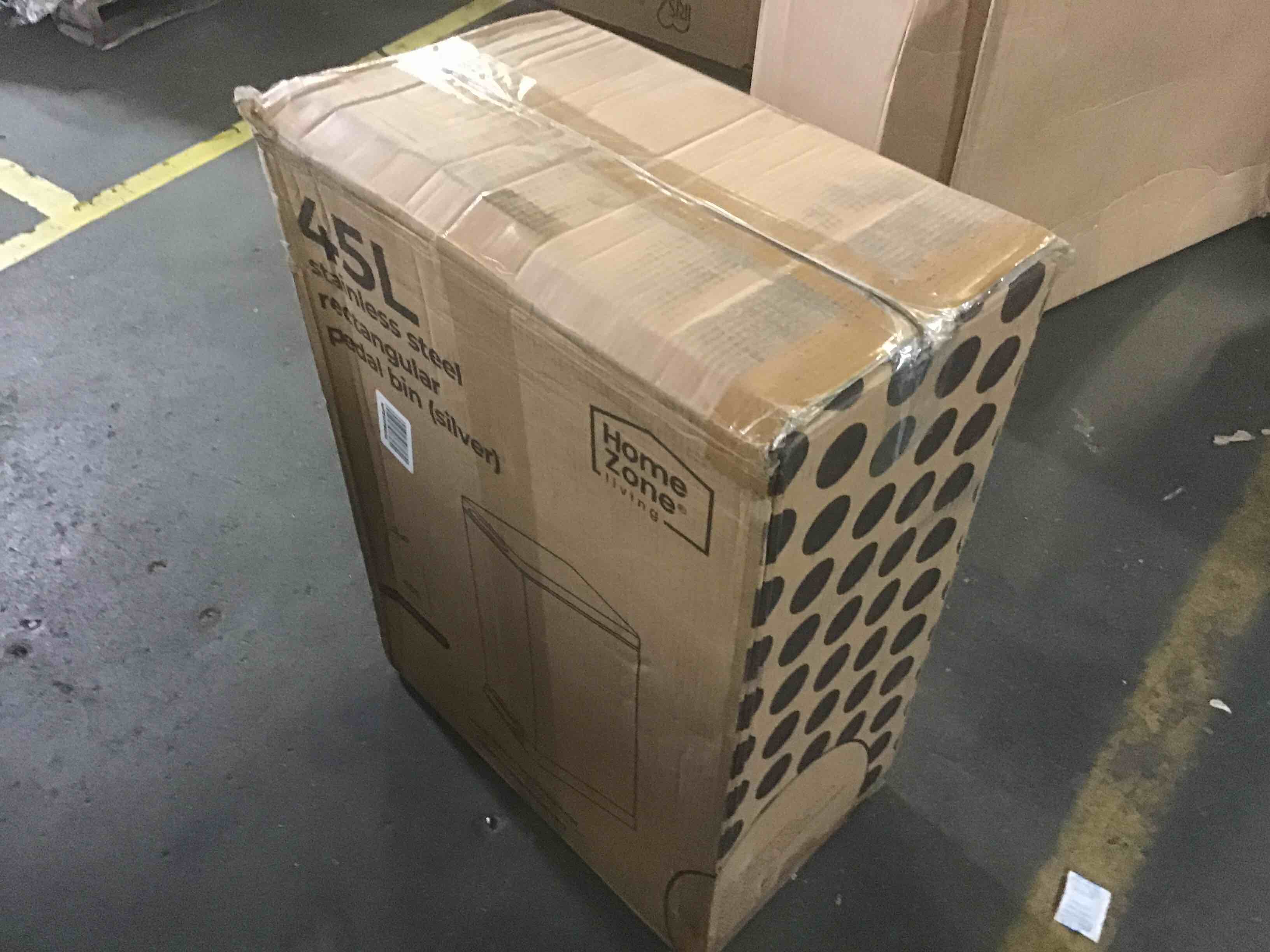 https://s3.amazonaws.com/lotting-images-prod/bidfta/RED5064808_1694630328254.jpeg