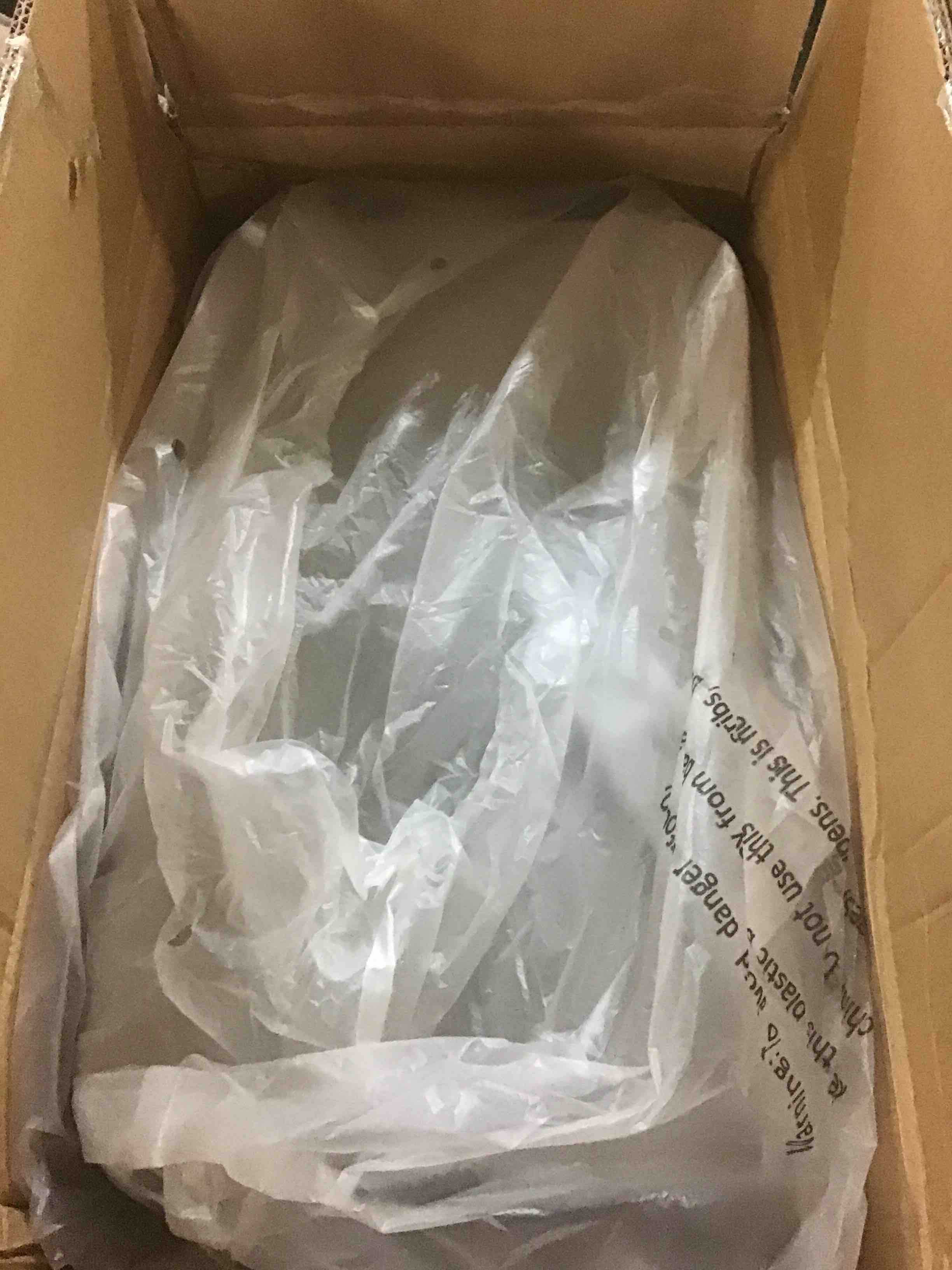 https://s3.amazonaws.com/lotting-images-prod/bidfta/RED5064808_1694630366192.jpeg