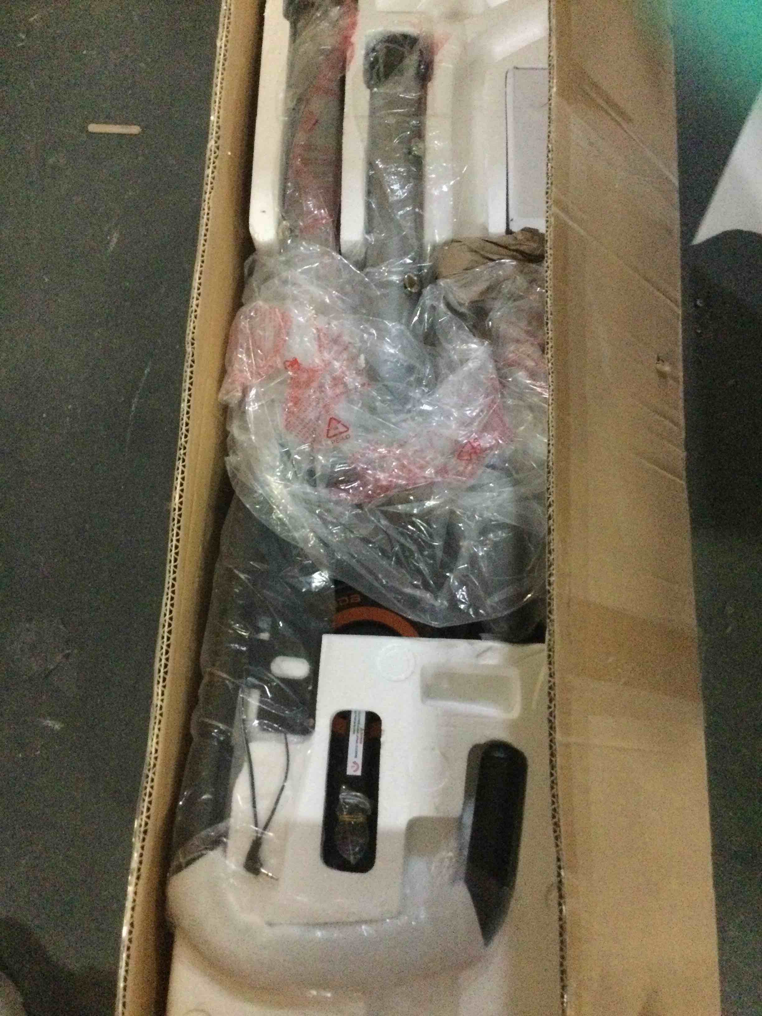 https://s3.amazonaws.com/lotting-images-prod/bidfta/RED5065082_1695052948062.jpeg