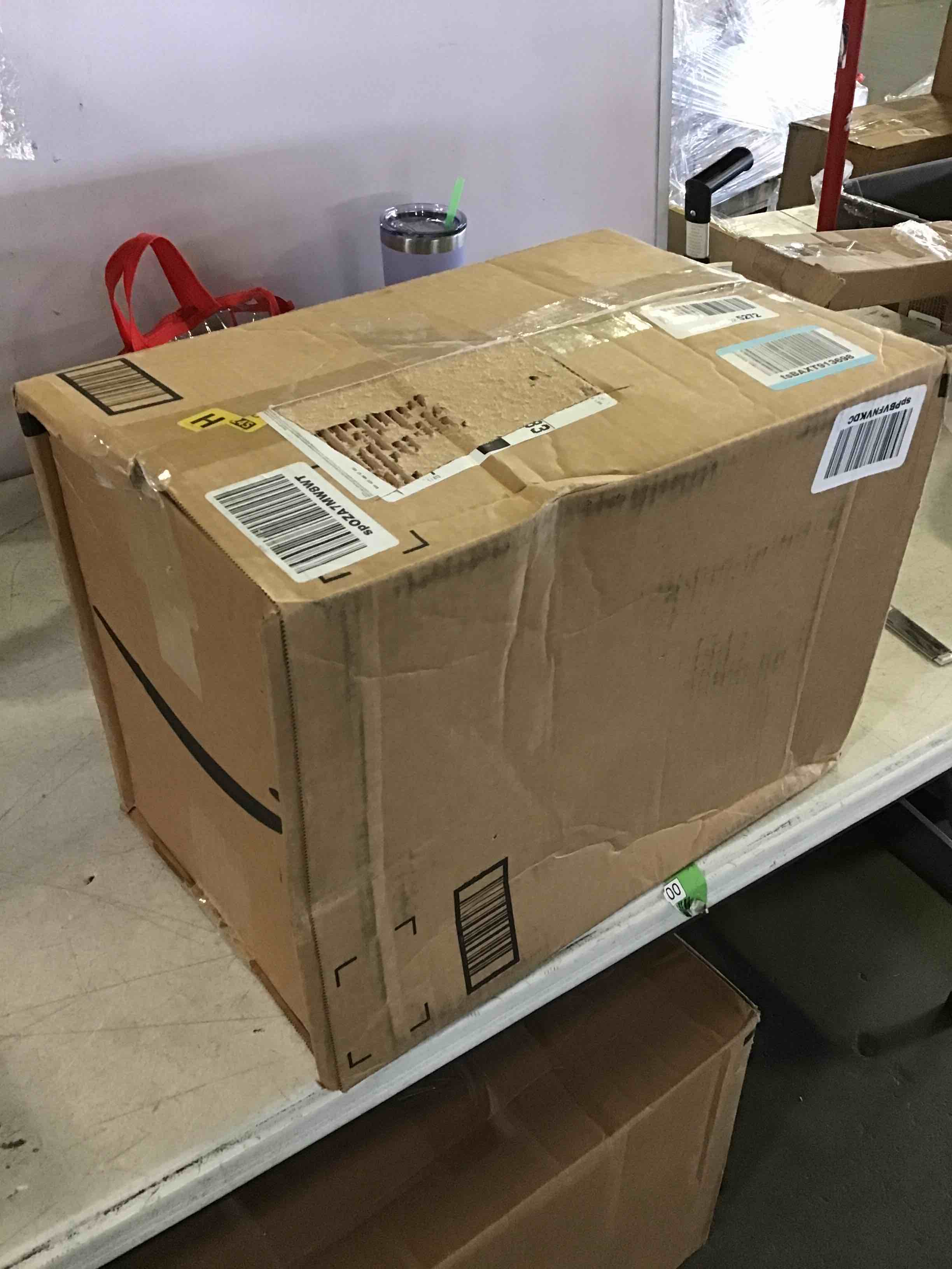 https://s3.amazonaws.com/lotting-images-prod/bidfta/RED5065189_1695393381550.jpeg