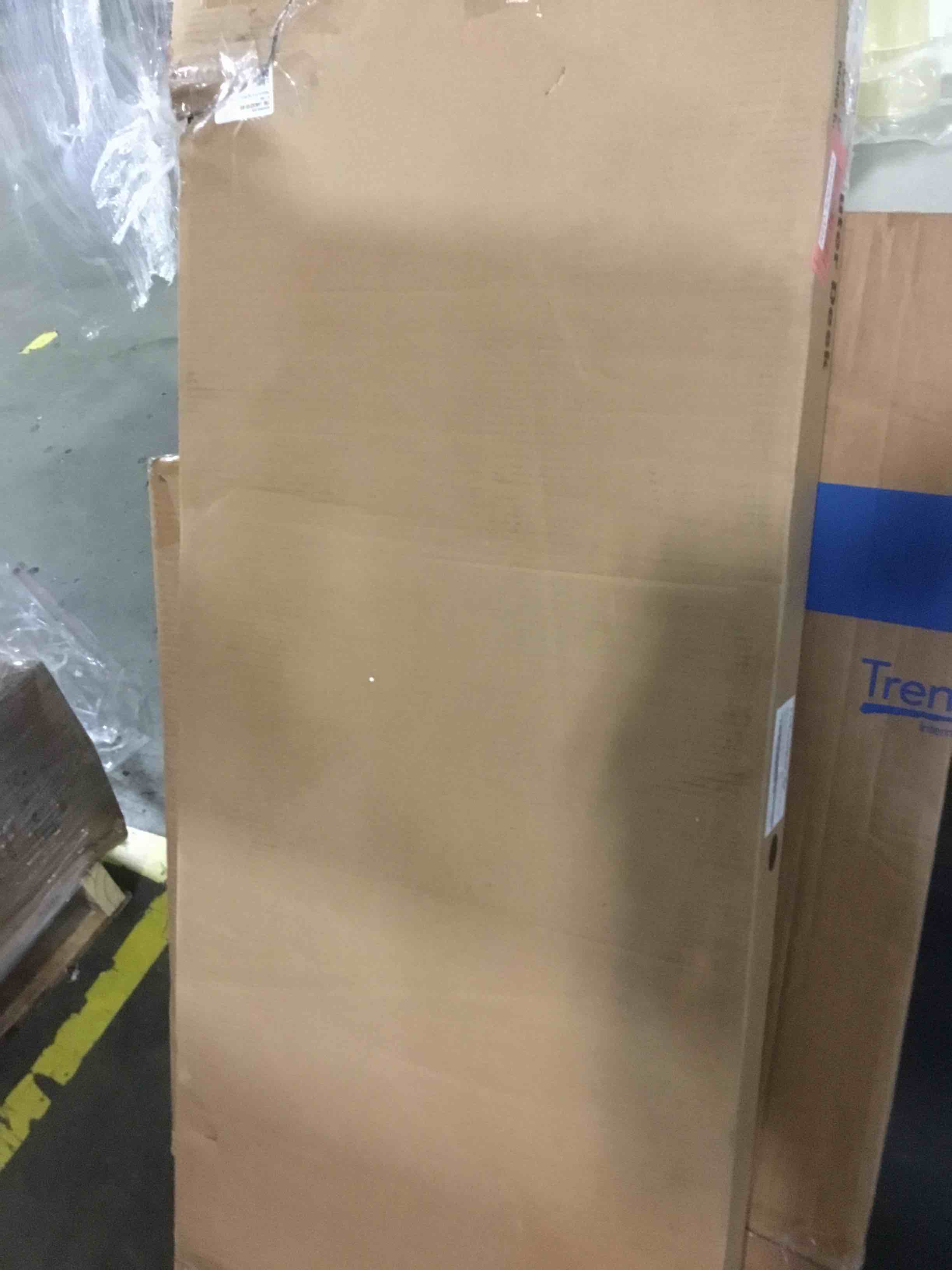 https://s3.amazonaws.com/lotting-images-prod/bidfta/RED5065404_1695815120444.jpeg