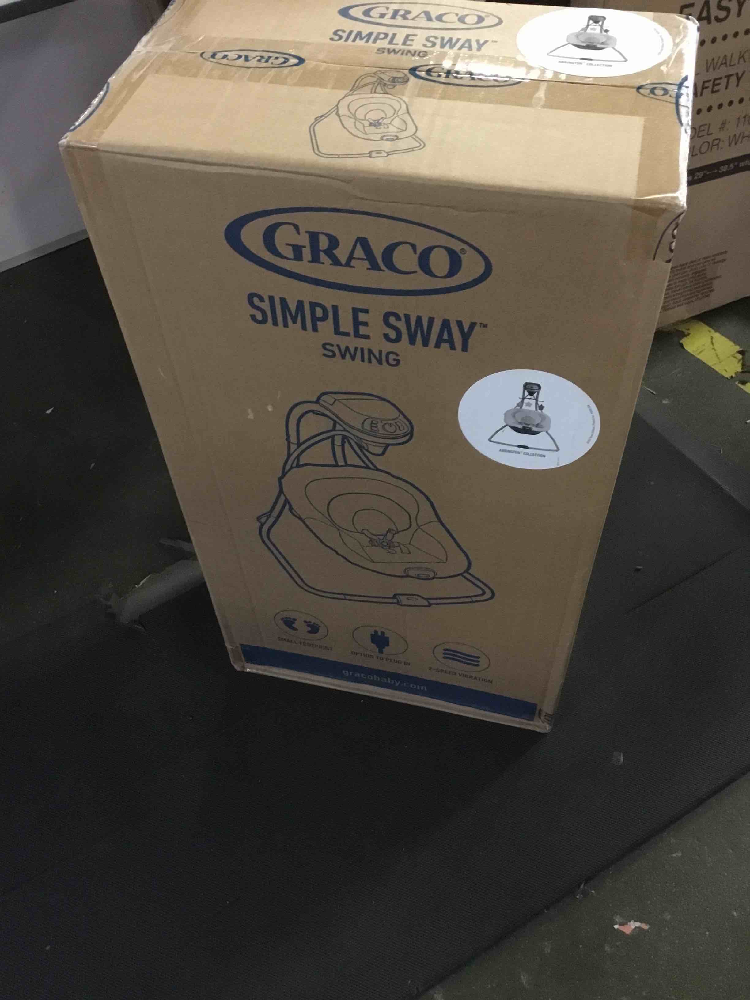 https://s3.amazonaws.com/lotting-images-prod/bidfta/RED5065650_1695912729825.jpeg