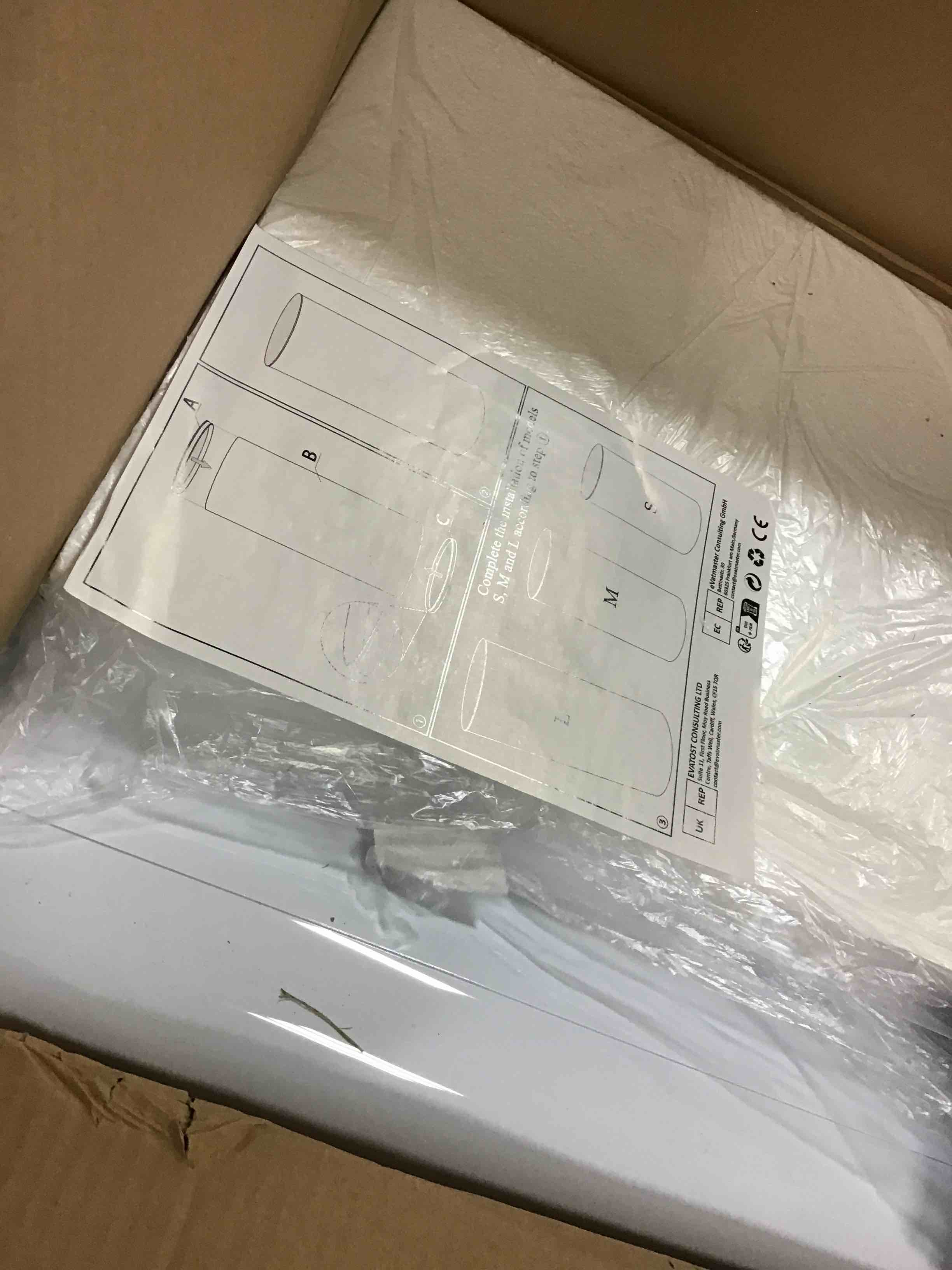 https://s3.amazonaws.com/lotting-images-prod/bidfta/RED5066104_1694882447937.jpeg