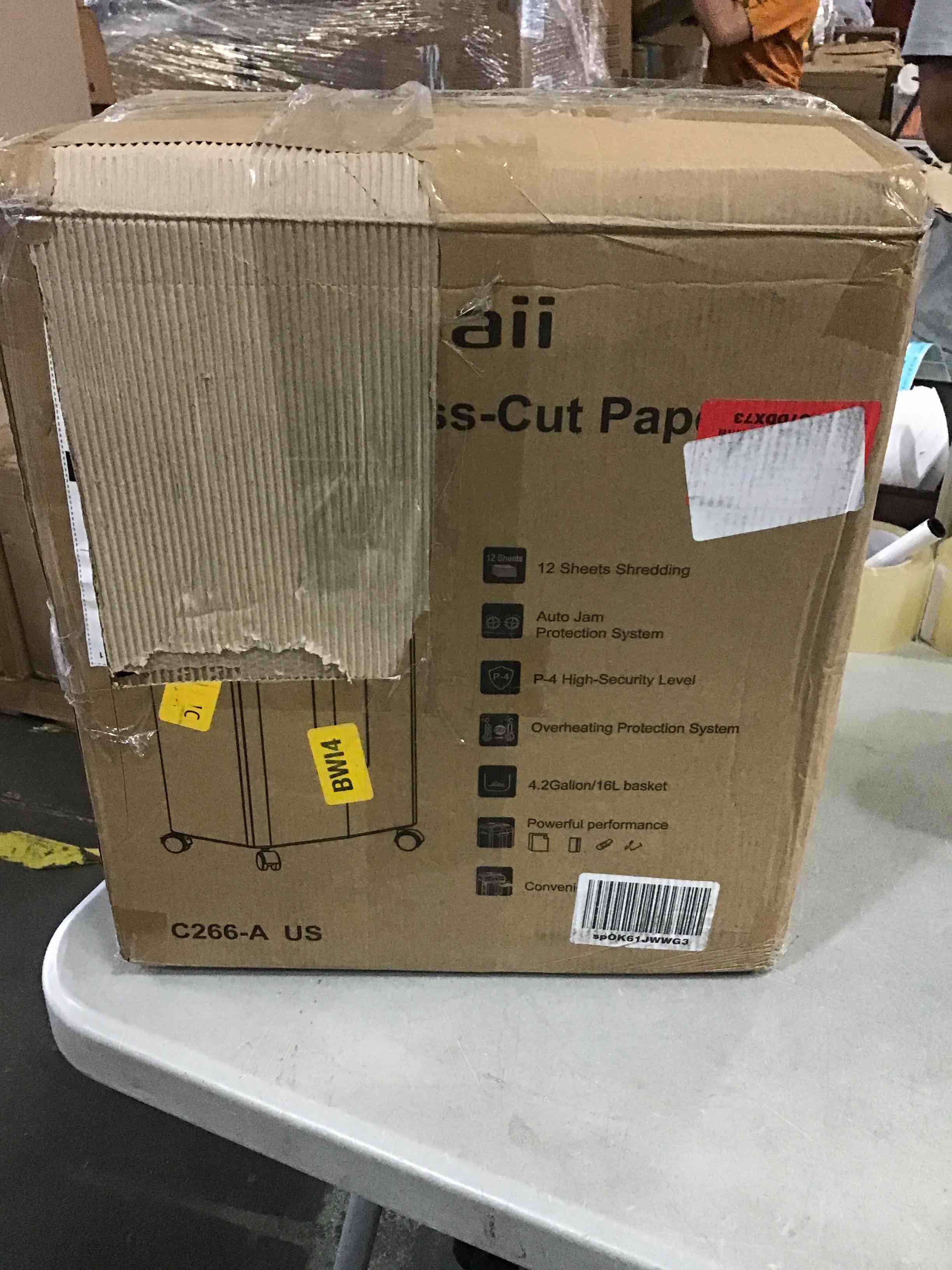 https://s3.amazonaws.com/lotting-images-prod/bidfta/RED5066144_1695147919684.jpeg